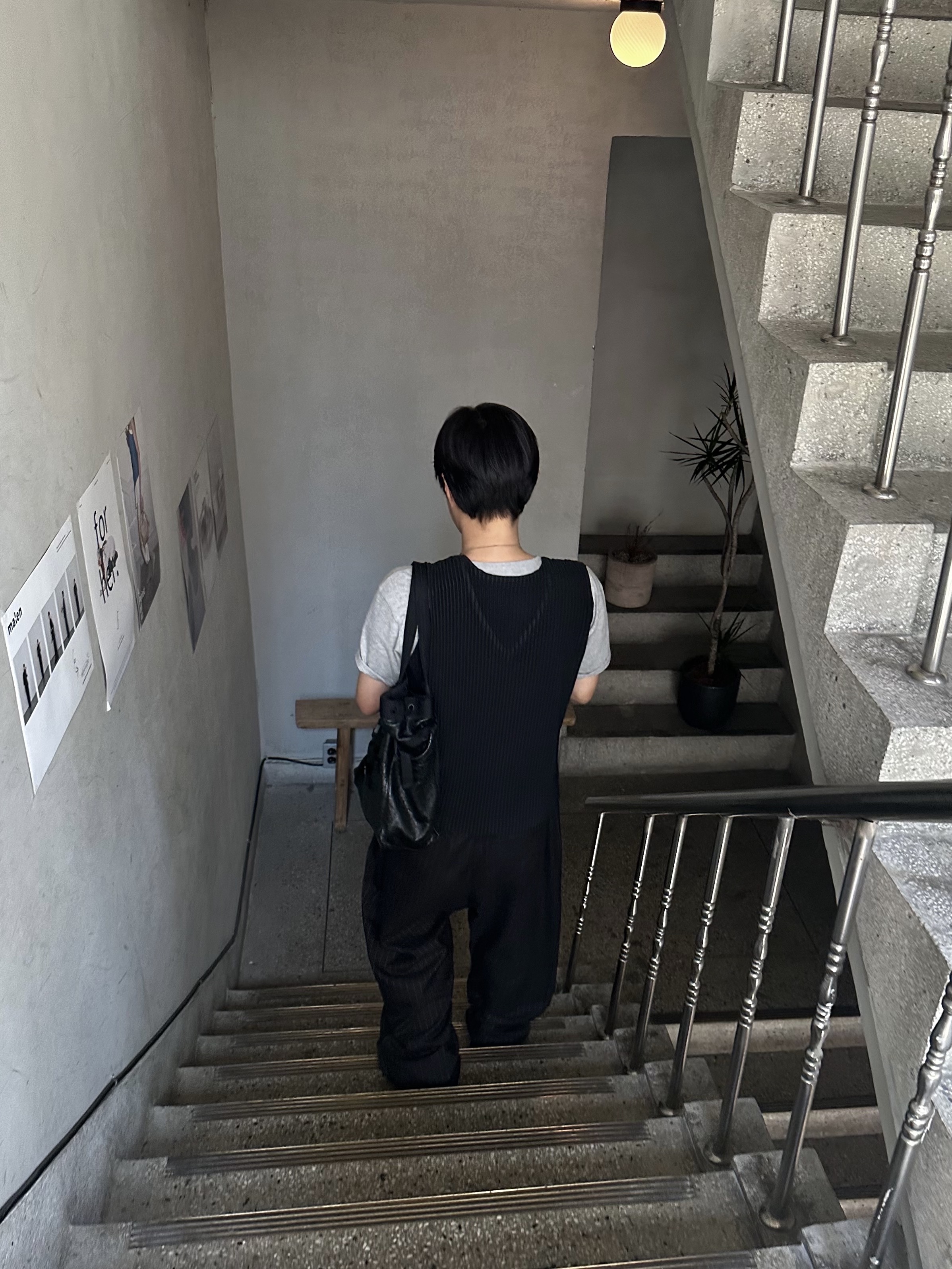 noun Wide Tapered Pants Stripe Black, Balenciaga Tyrex Sneakers Black 착용 스타일 - 4