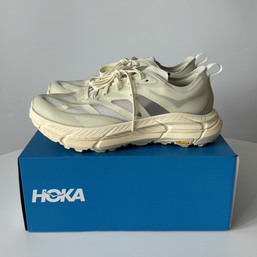 Hoka Mafate Speed 4 Lite Truffle Salt Vintage Yellow, Hoka Mafate Speed 4 Lite White Black 착용 스타일 - 2