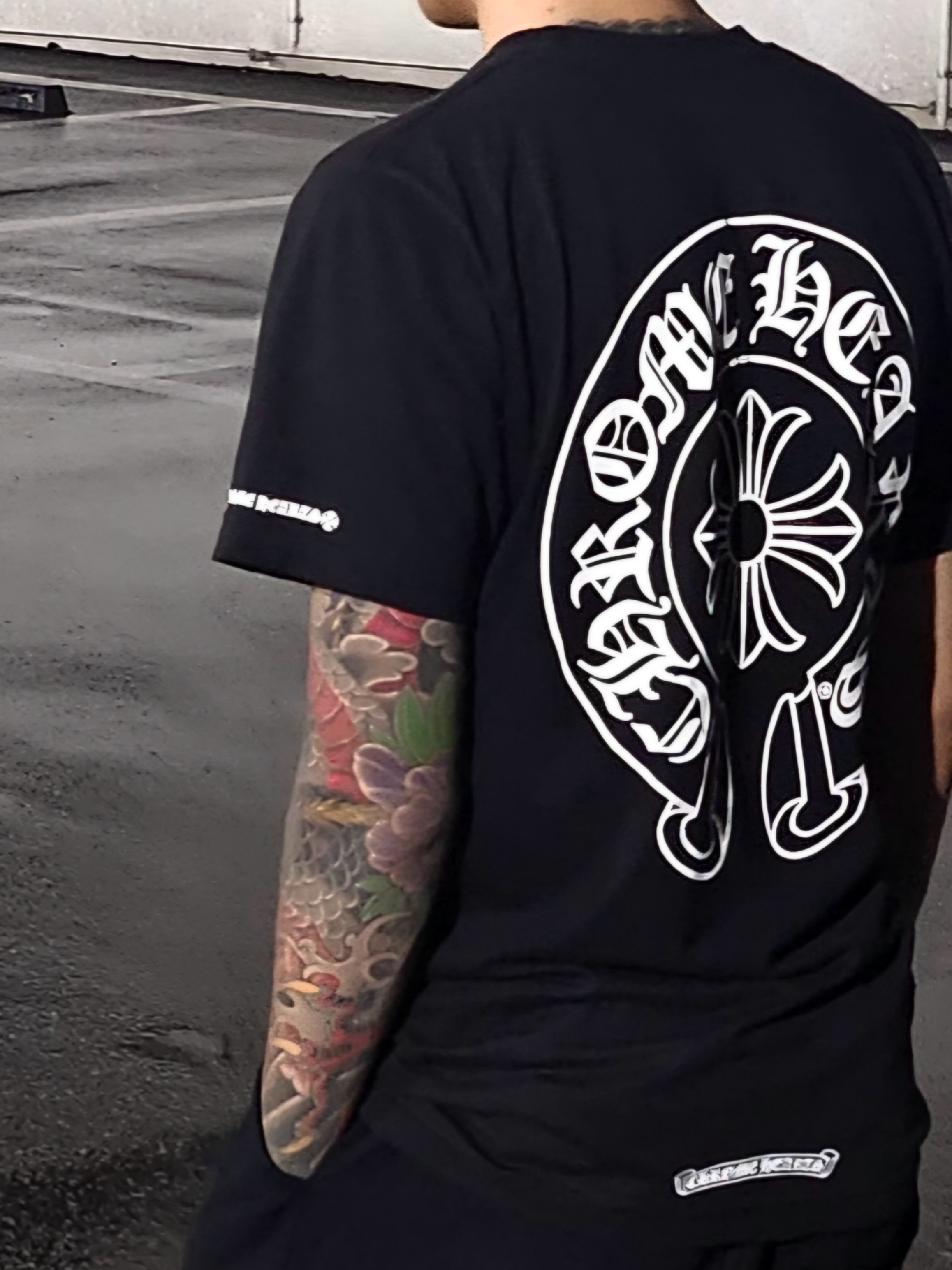 Chrome Hearts Horseshoe Logo Pocket T-Shirt Black 착용 스타일