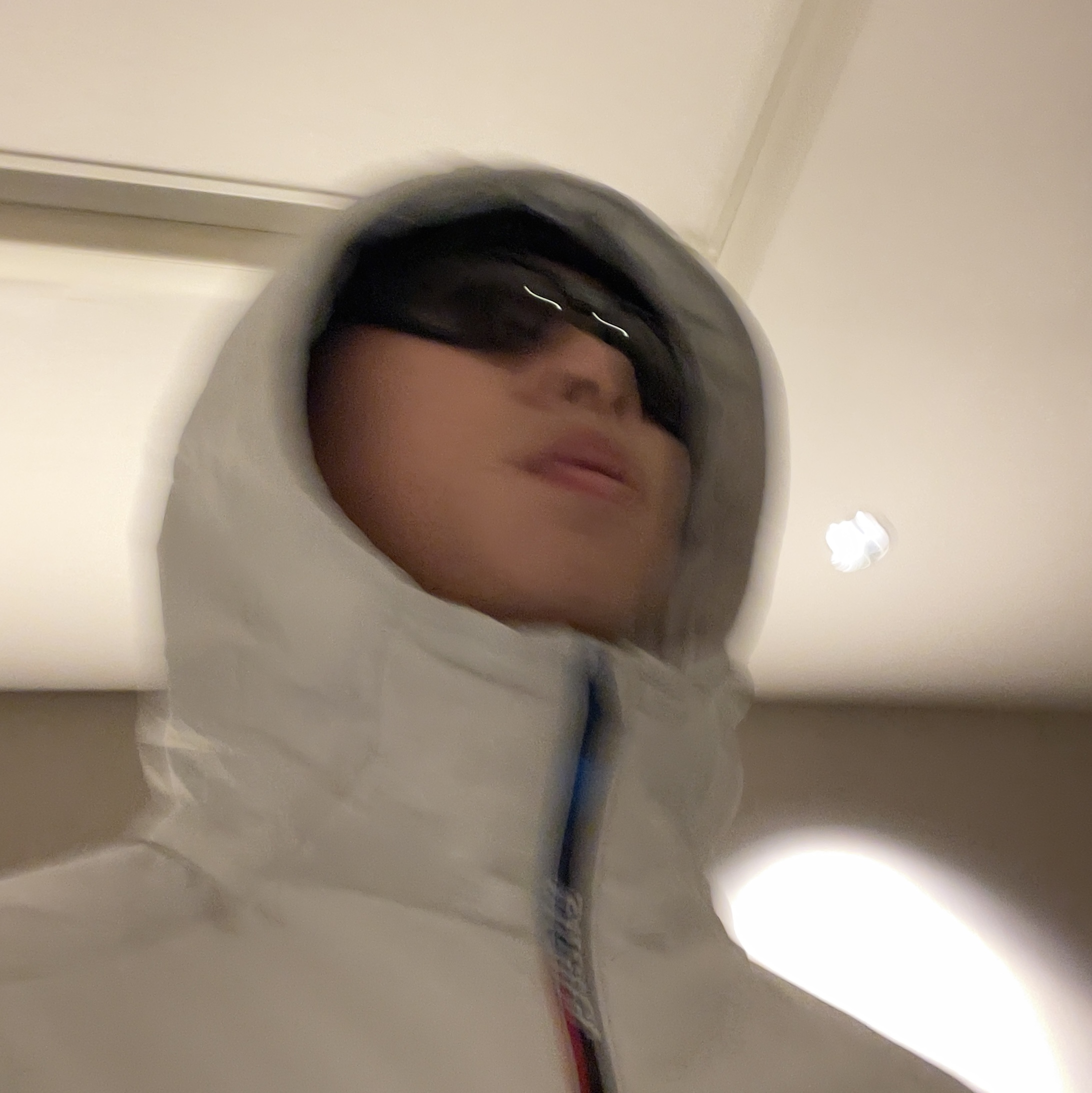 Oakley Eye Jacket Redux Matte Black Frame Prizm Grey Lenses High Bridge Fit, Salomon Modisay Jacket Light Grey 착용 스타일 - 3