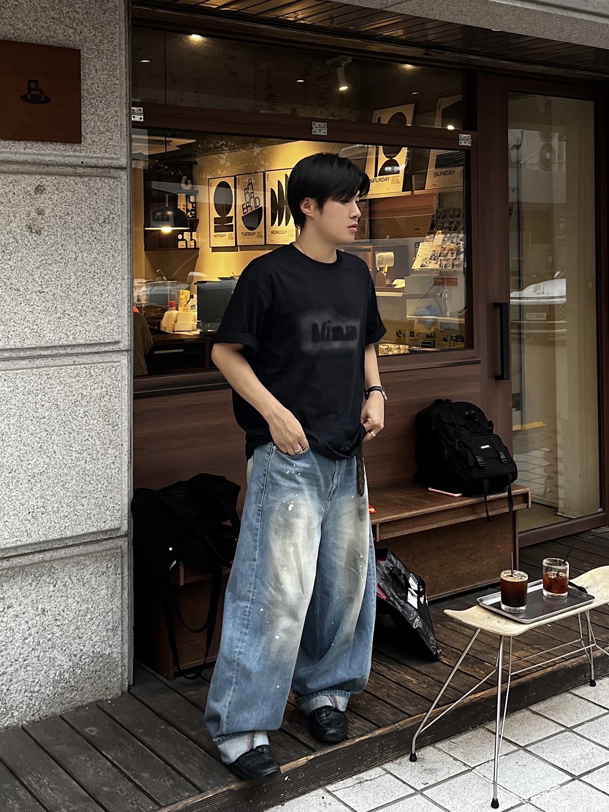 noun Wide Curved Denim Pants Painting Blue 착용 스타일 - 3