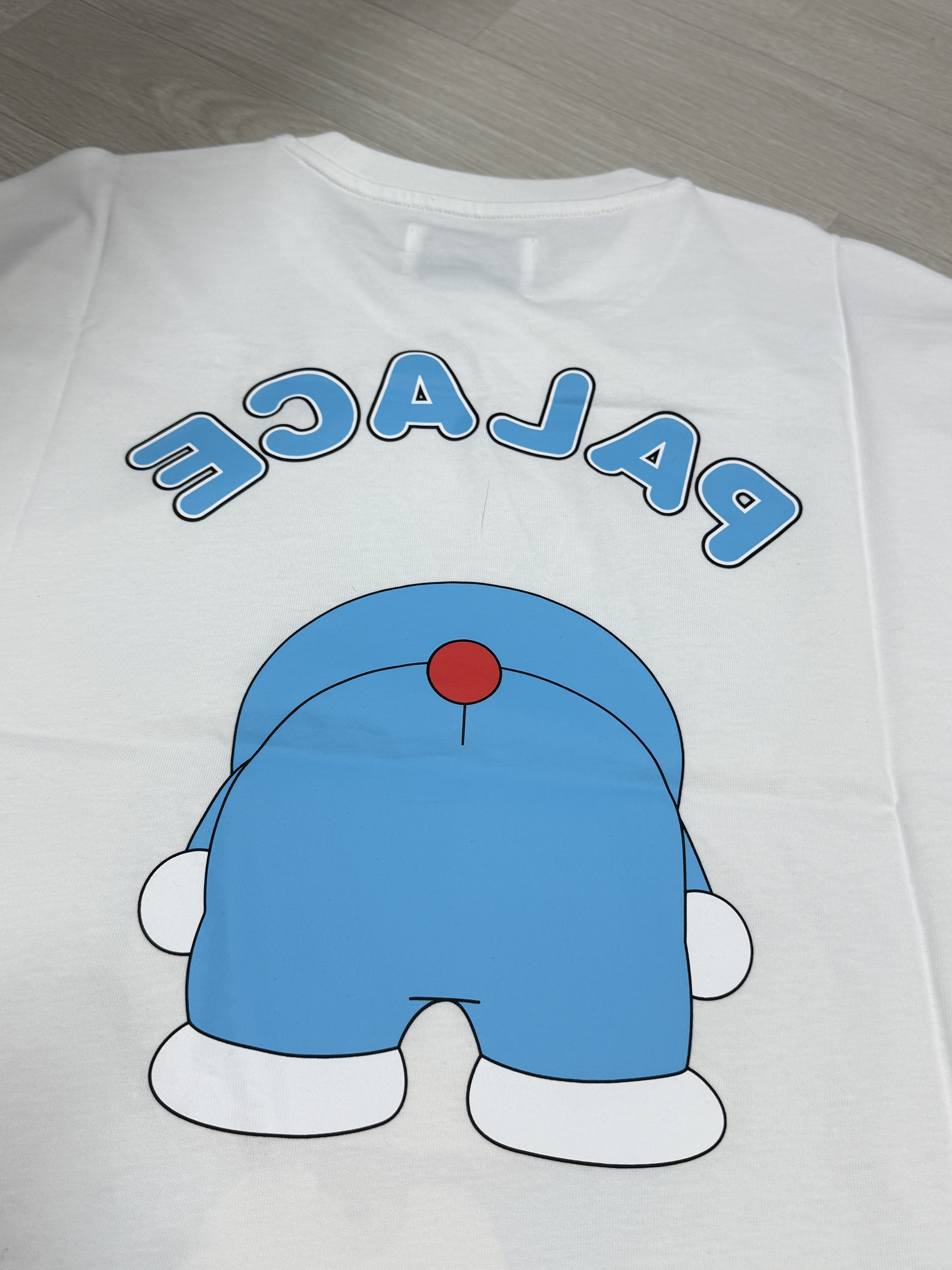 Palace x Doraemon T-Shirt White - 25FW 착용 스타일 - 1
