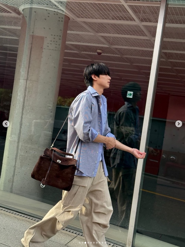 Nonnod Side Zip Cargo Pants Beige, Nonnod Side Zip Cargo Pants Black 착용 스타일