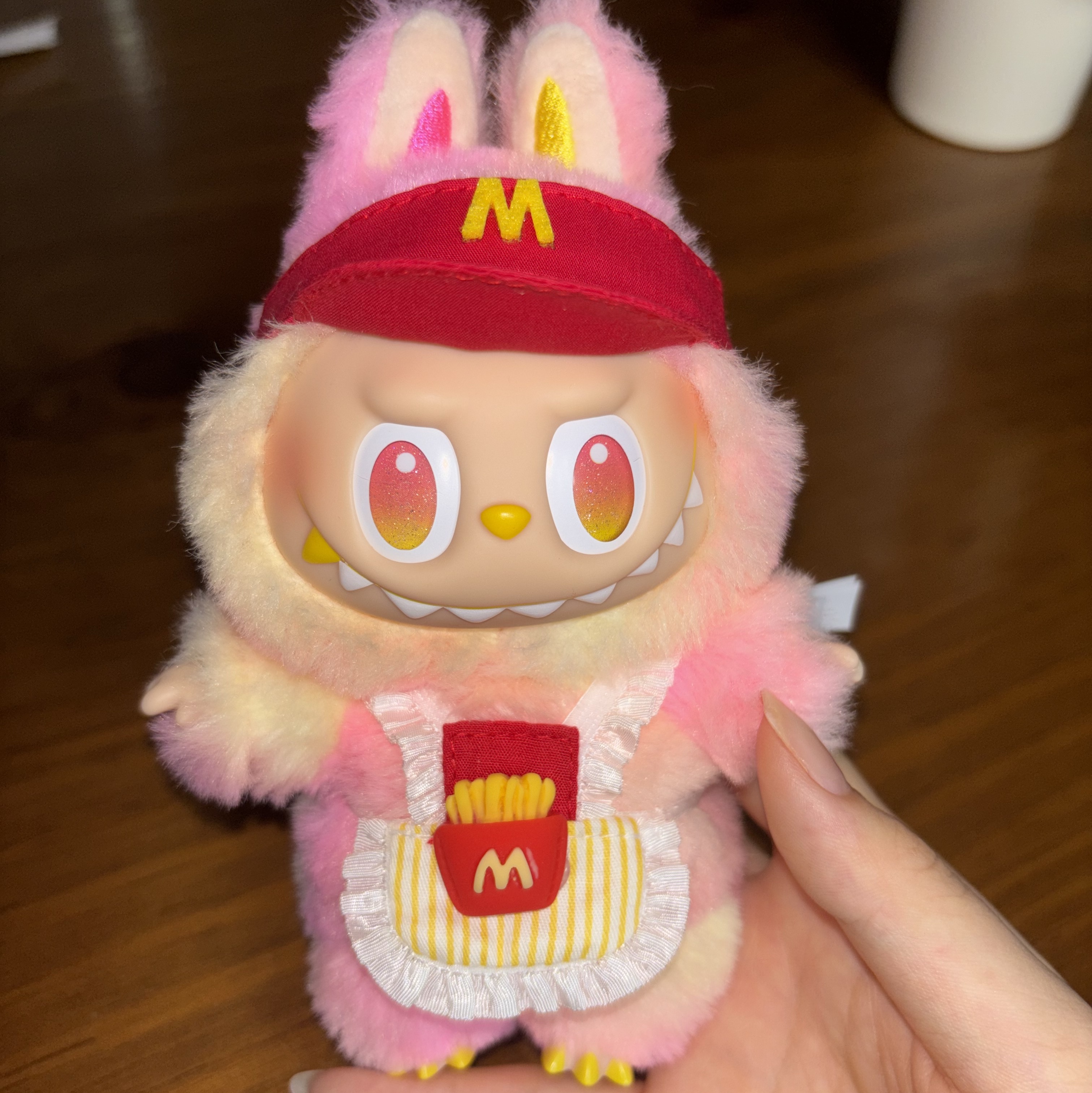 Pop Mart Labubu The Monsters Highlight Series Sealed Case (1 Blind Box) 착용 스타일