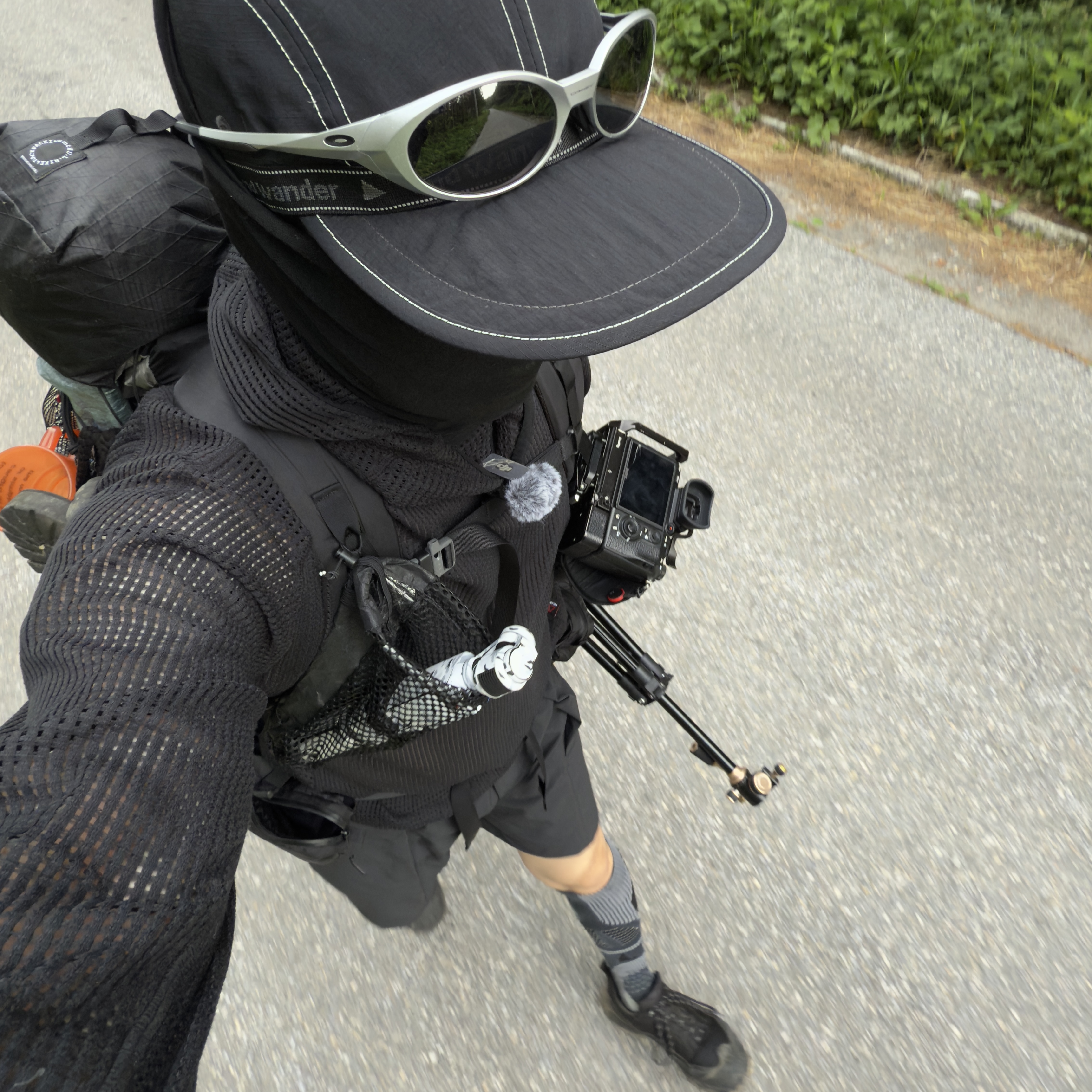 Oakley Eye Jacket Redux Silver Frame Prizm Black Polarized Lenses High Bridge Fit, Roa Hiking Katharina Black 착용 스타일