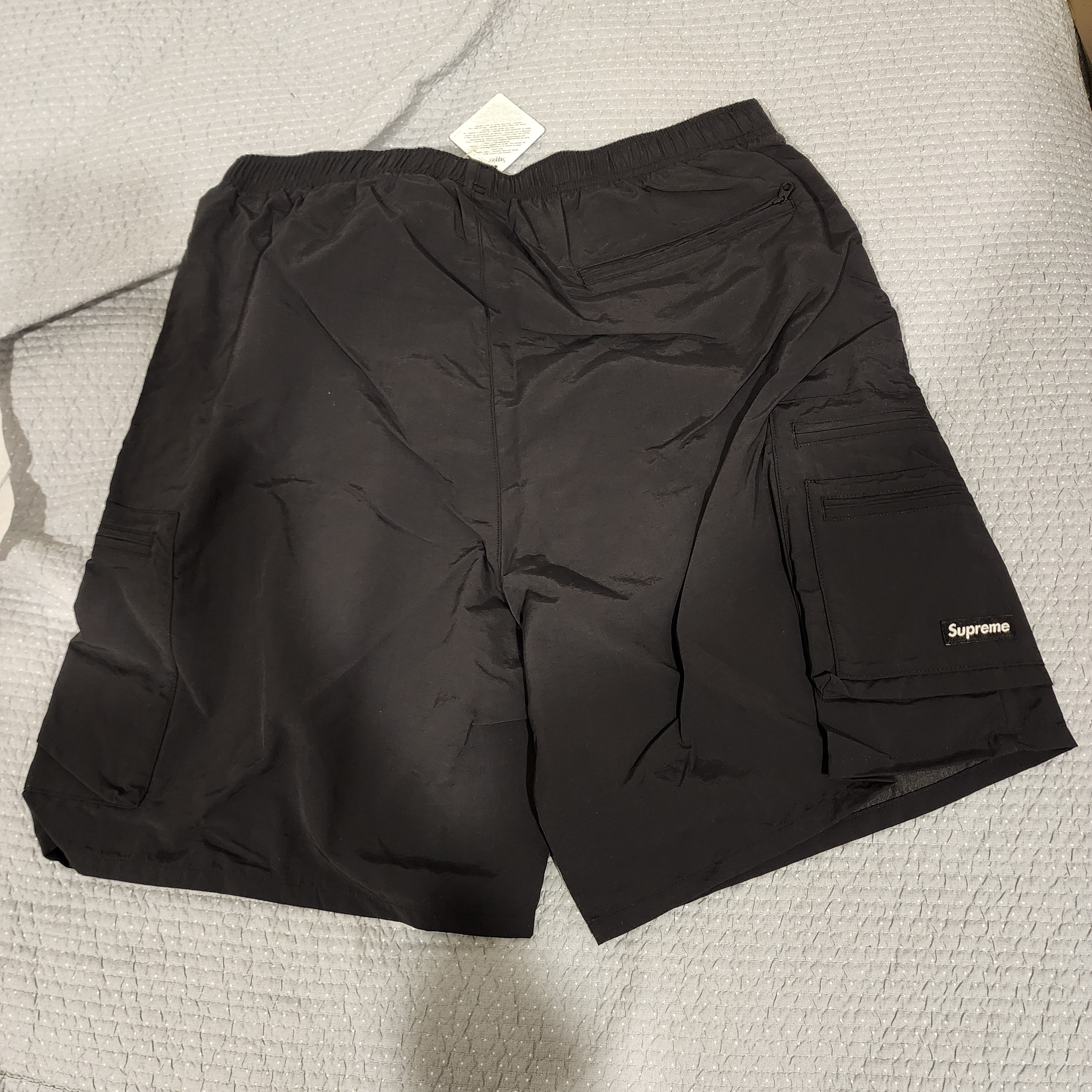Supreme Cargo Water Short Black - 25SS 착용 스타일 - 2