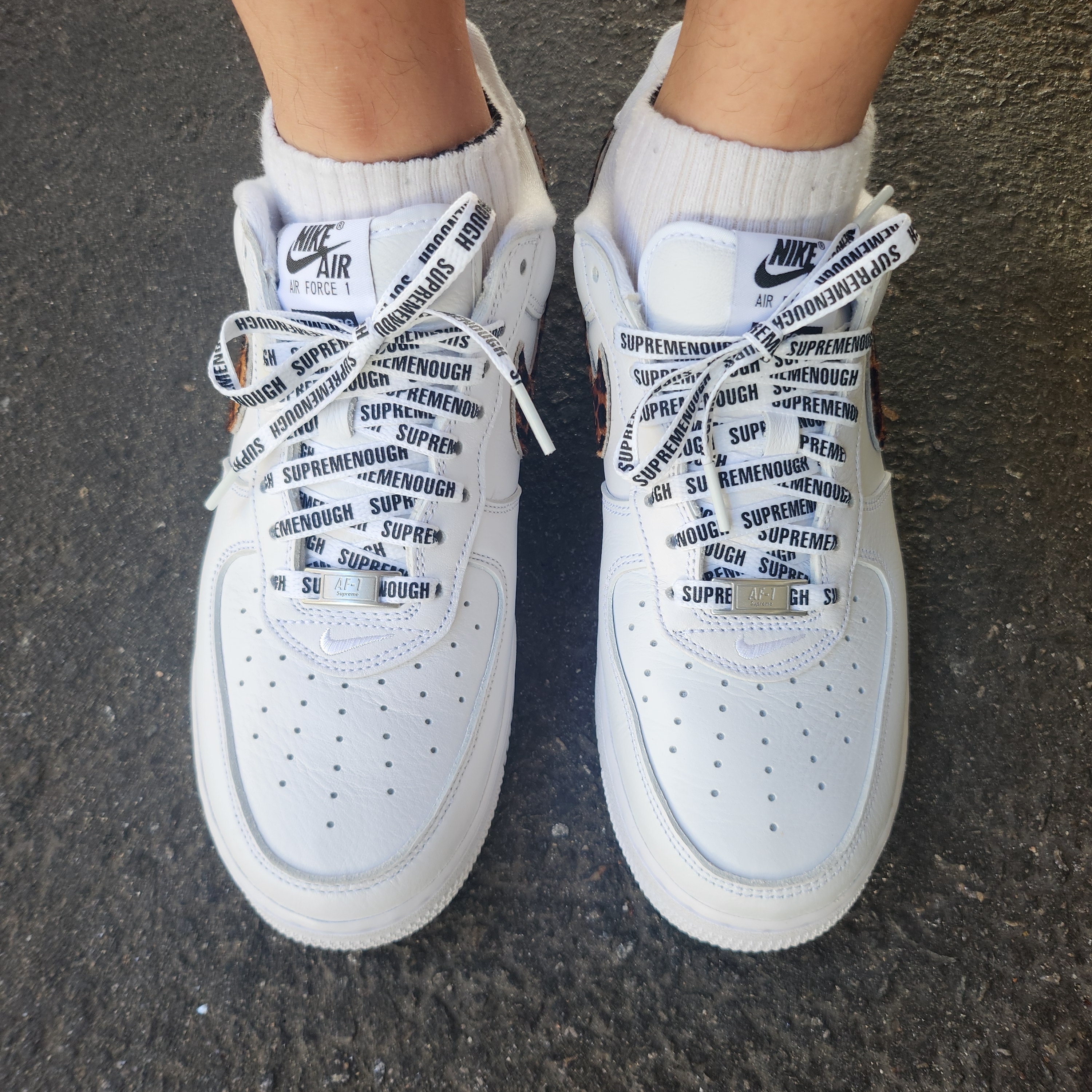 Nike x Supreme x GOODENOUGH Air Force 1 Low White - 25SS 착용 스타일 - 4
