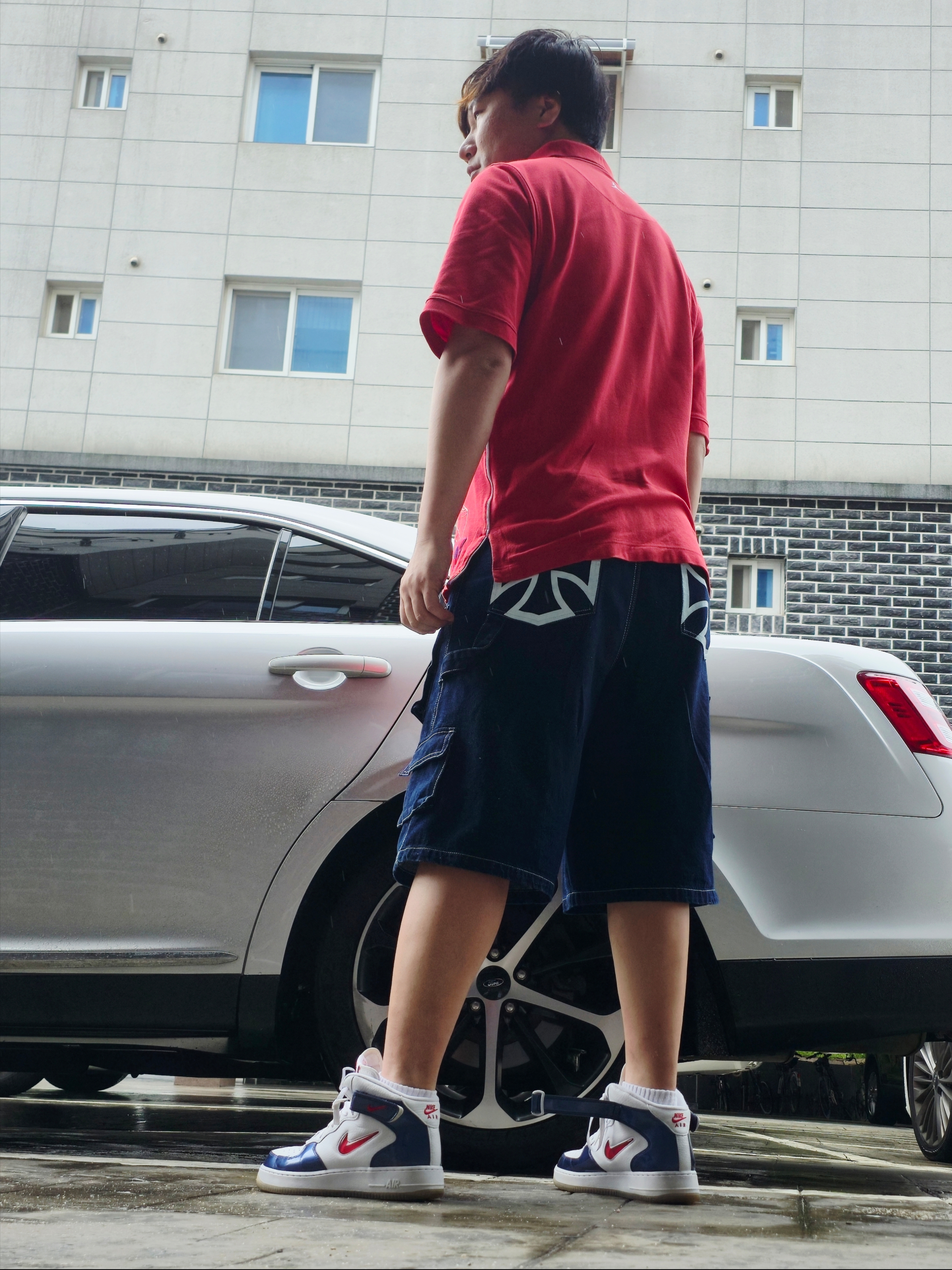Flavorism Carpenter Bermuda Denim Pants Indigo, Nike Air Force 1 Mid QS University Red and Midnight Navy 착용 스타일