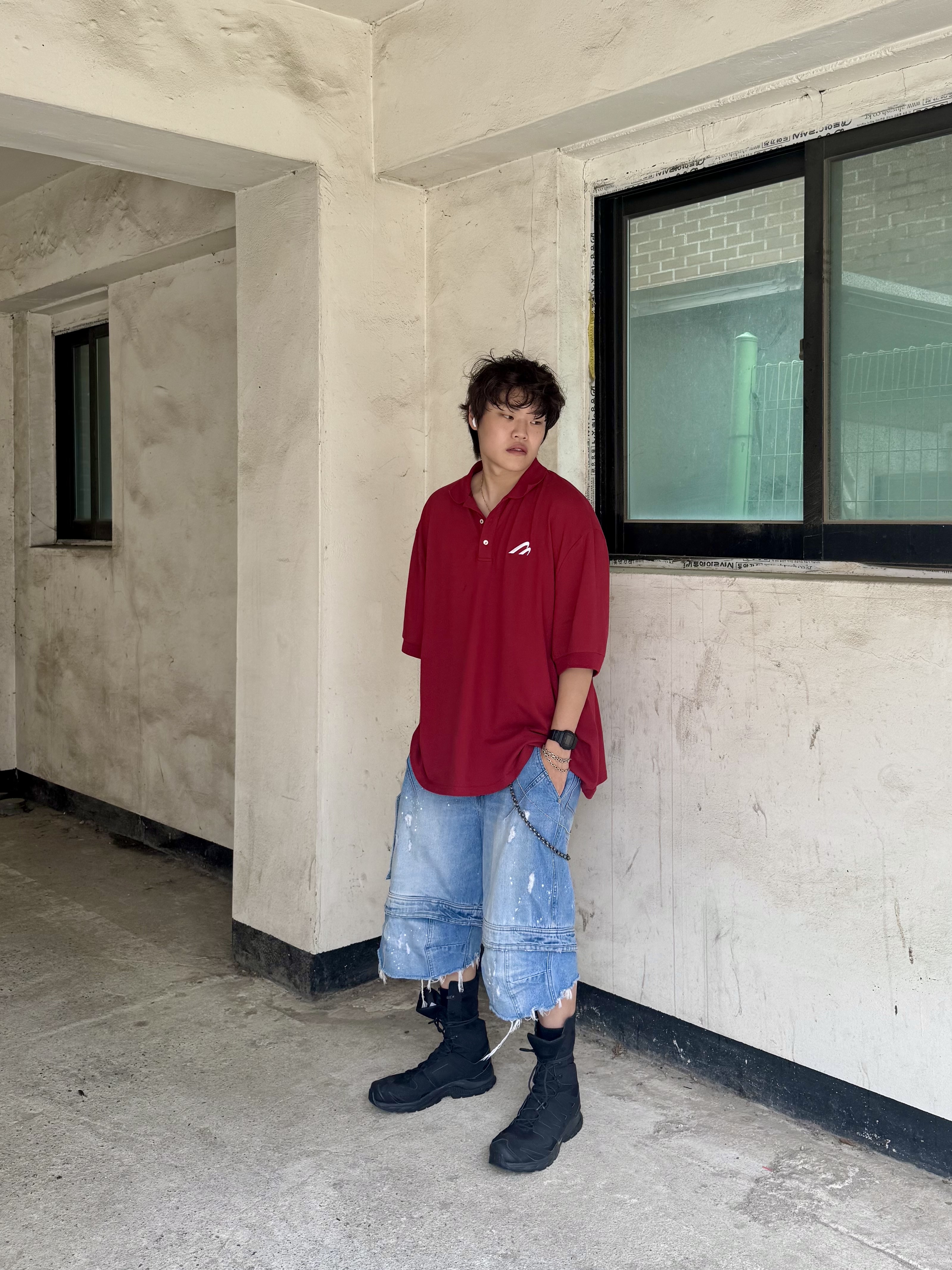 MJD Oversized Polo Burgundy, Farfromwhat Far Layered Work Shorts Pants Blue 착용 스타일 - 1