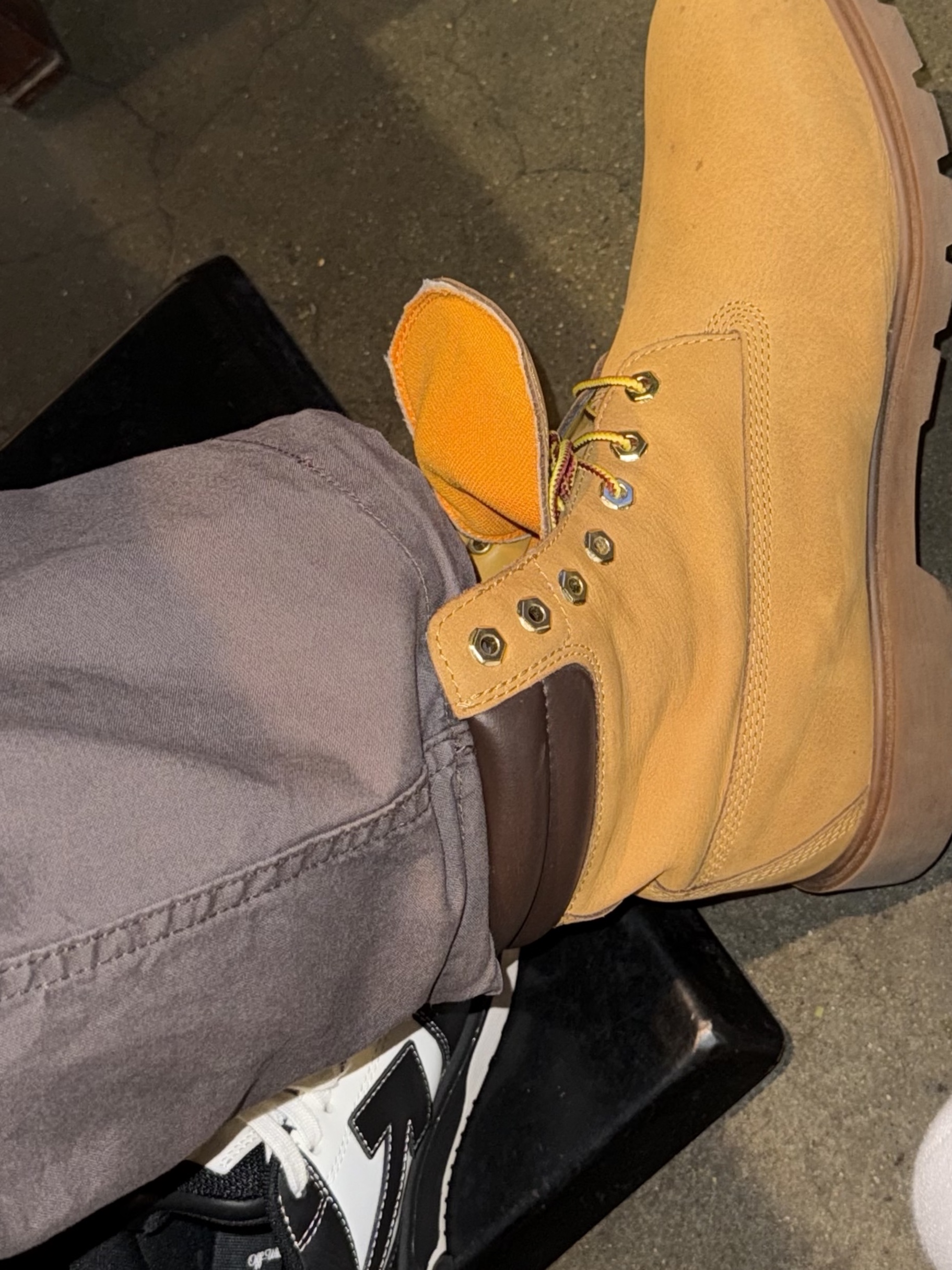 Timberland Premium 6 inch Waterproof Boot Wheat Nubuck - Wide 착용 스타일 - 2