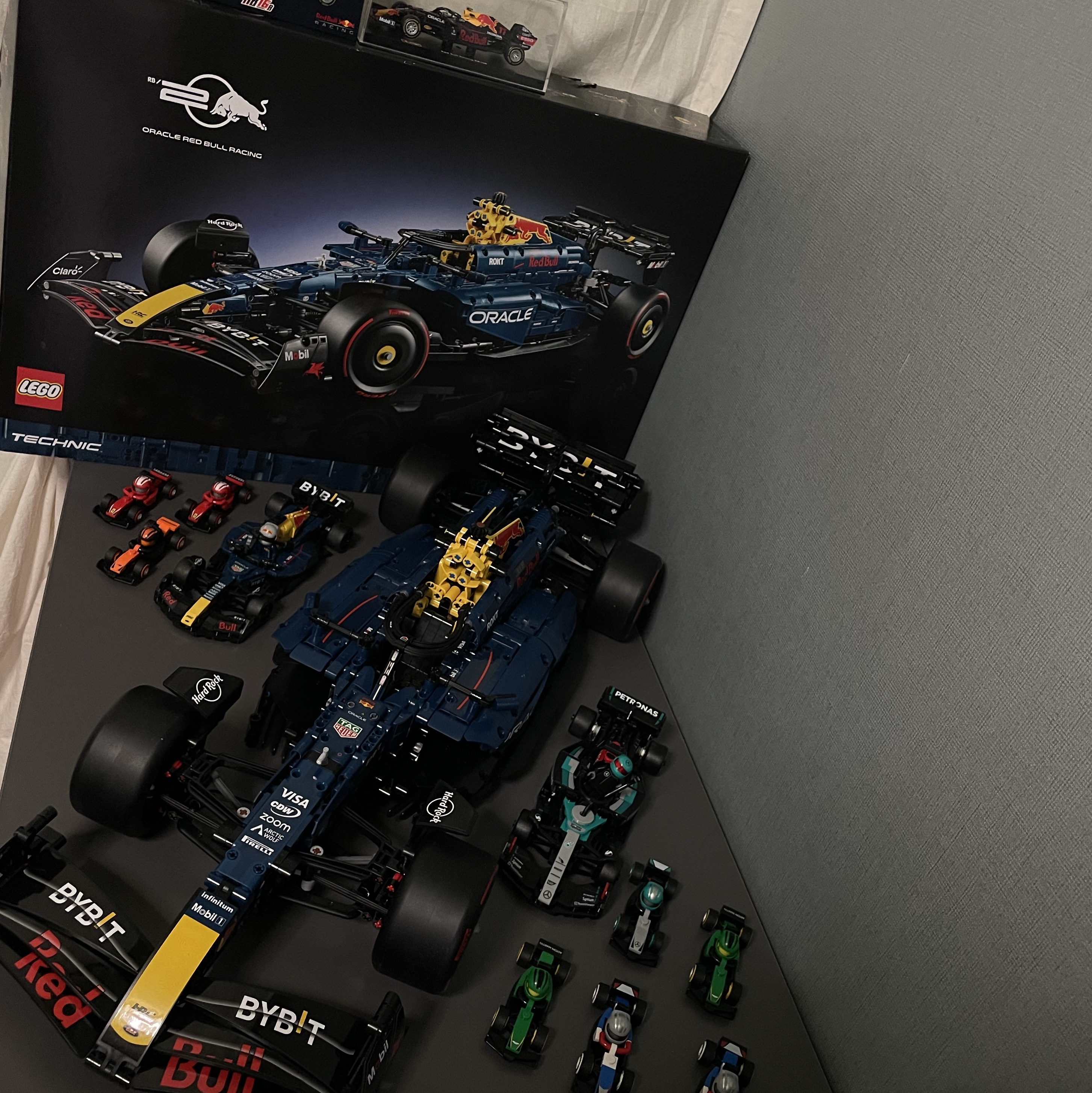 Lego Technic Oracle Red Bull Racing RB20 F1 Car 착용 스타일
