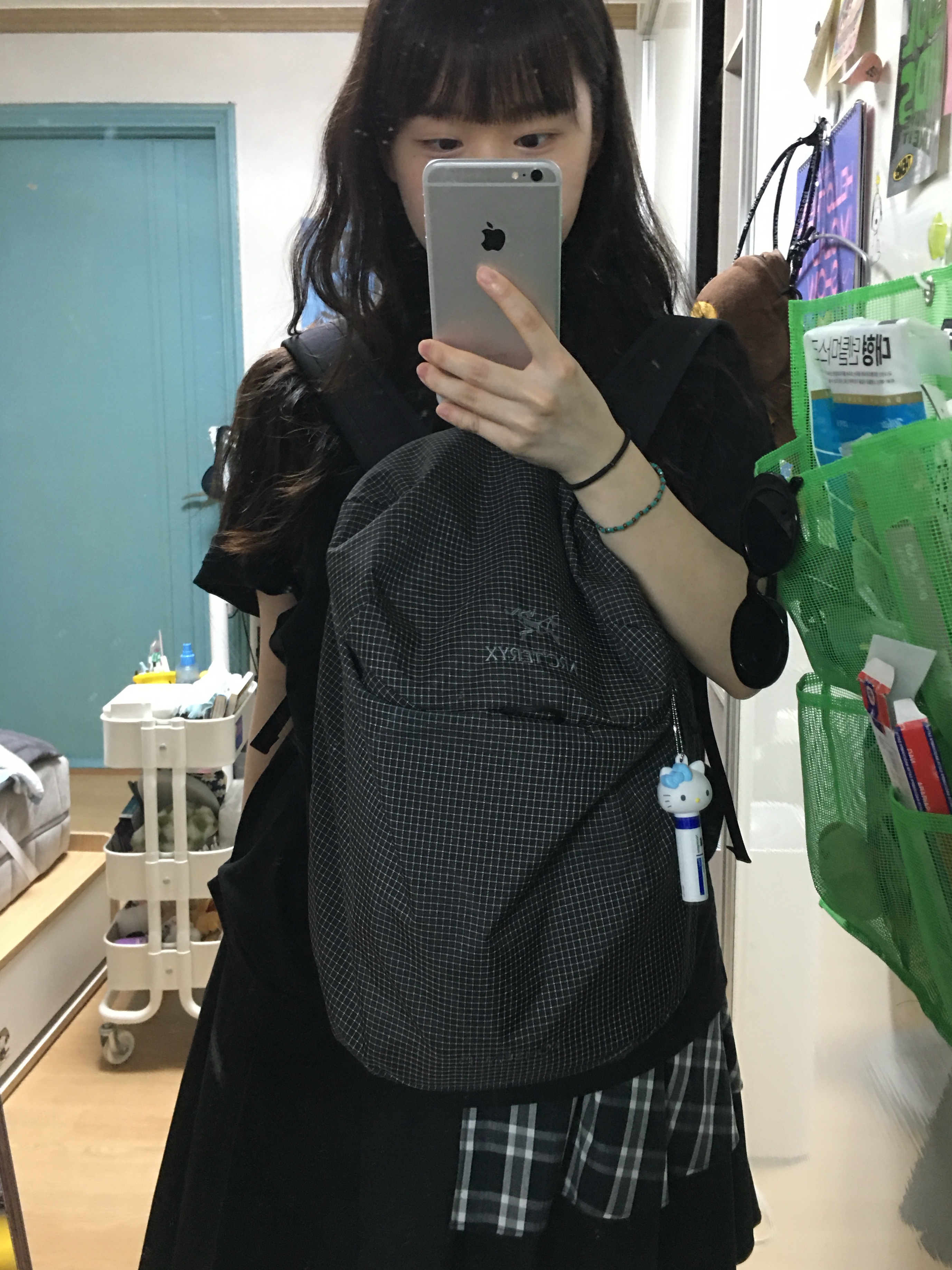 Arc'teryx Konseal 15 Backpack Black 착용 스타일