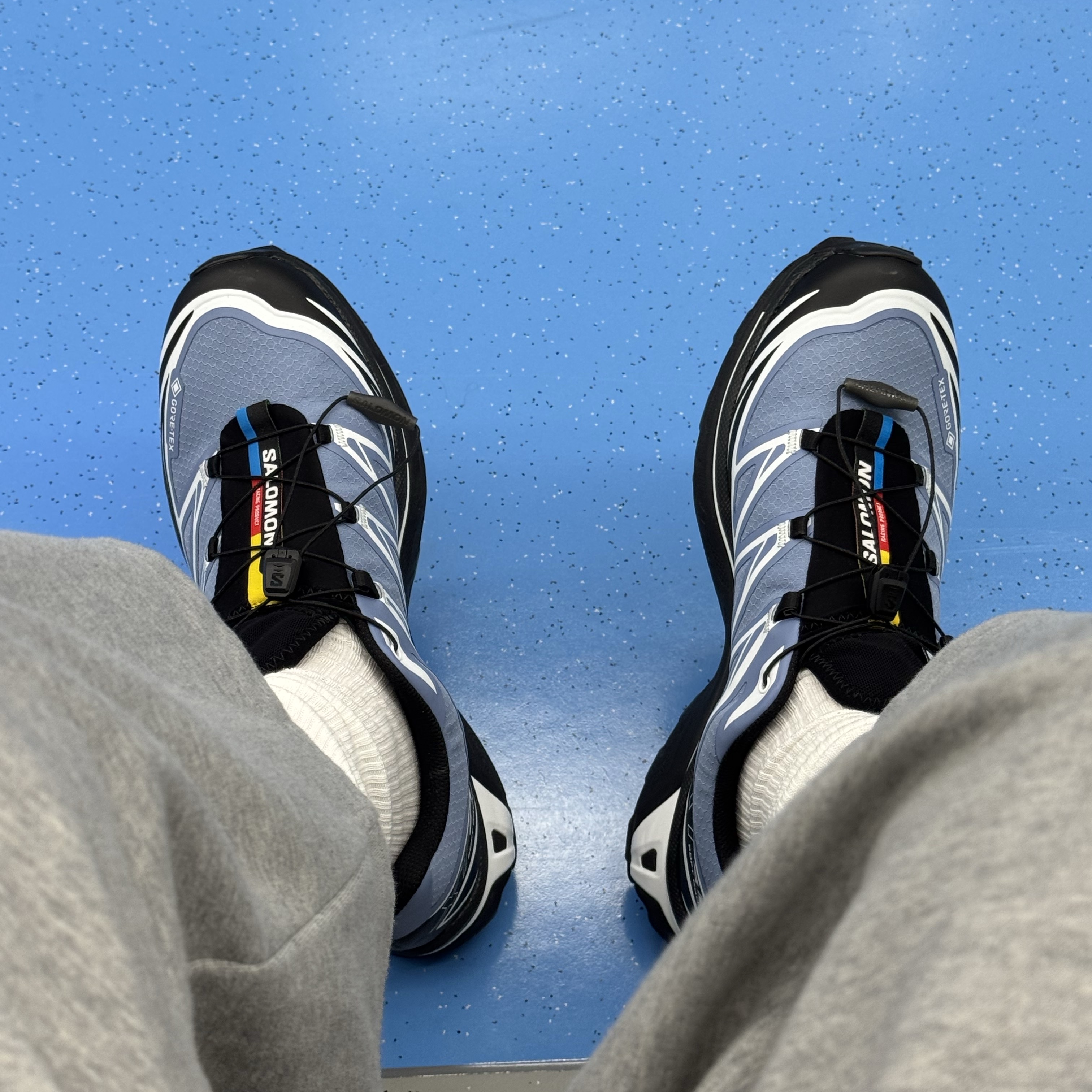 Salomon XT-6 GTX Black Infinity 착용 스타일