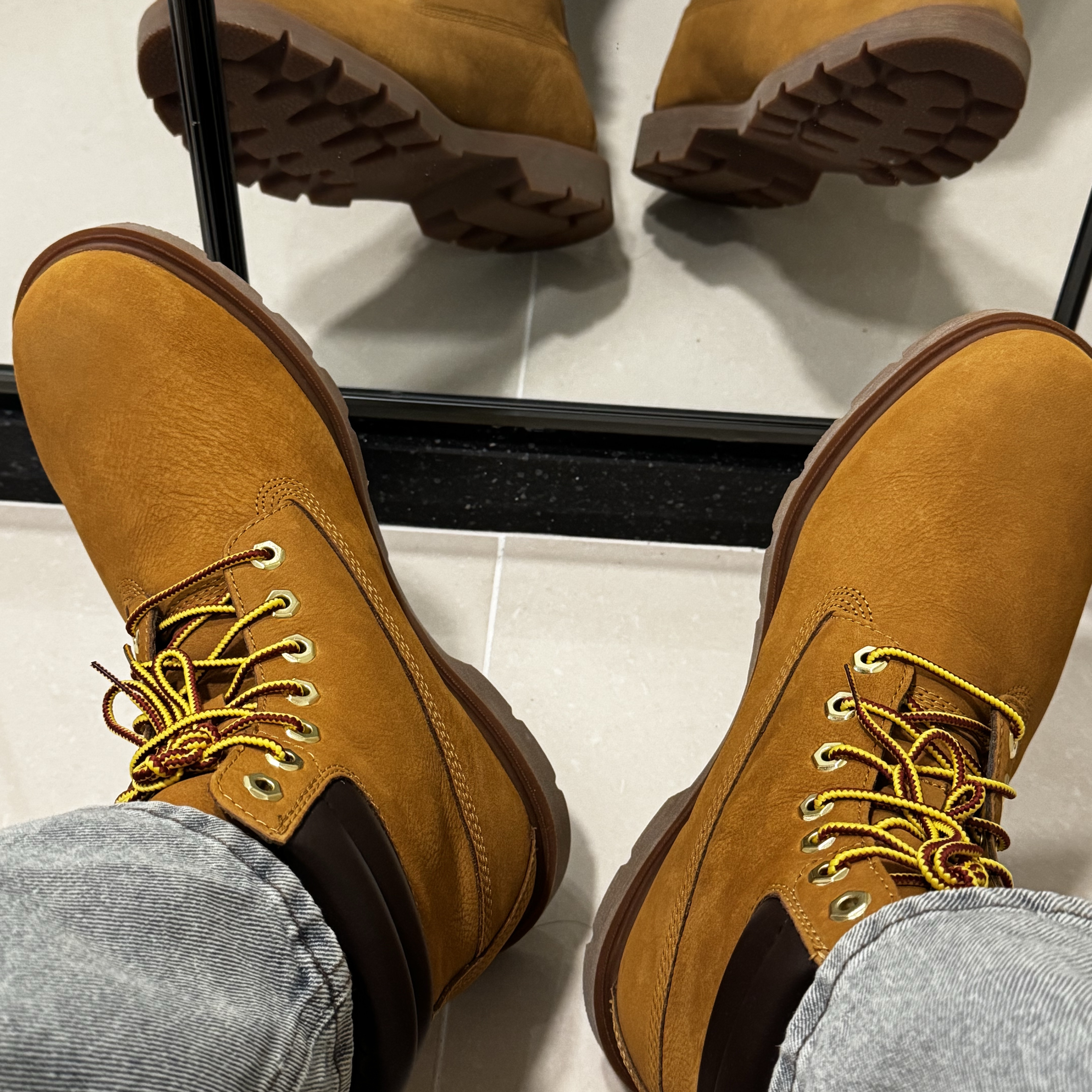 Timberland 6 Inch Laceup Basic Boots Wheat Brown - Wide 착용 스타일 - 2