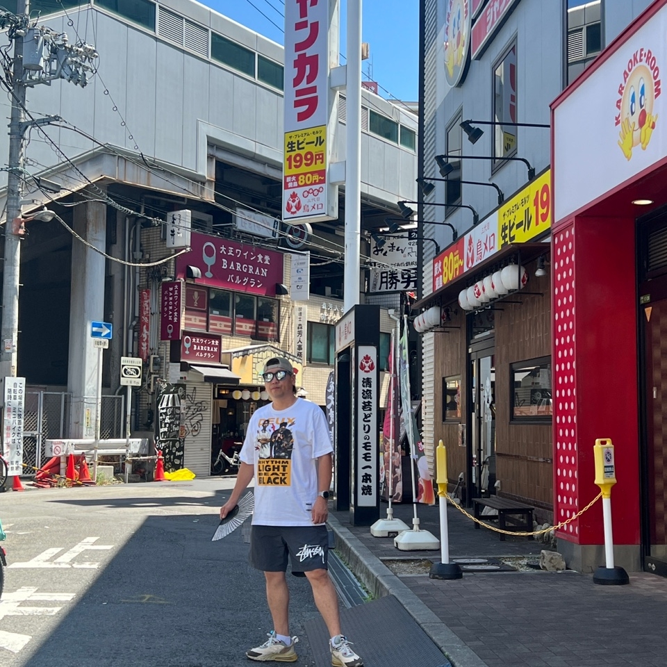 Nike x Travis Scott Air Max 270 React Cactus Trails, Nike x Stussy Water Shorts Off Noir 착용 스타일 - 2