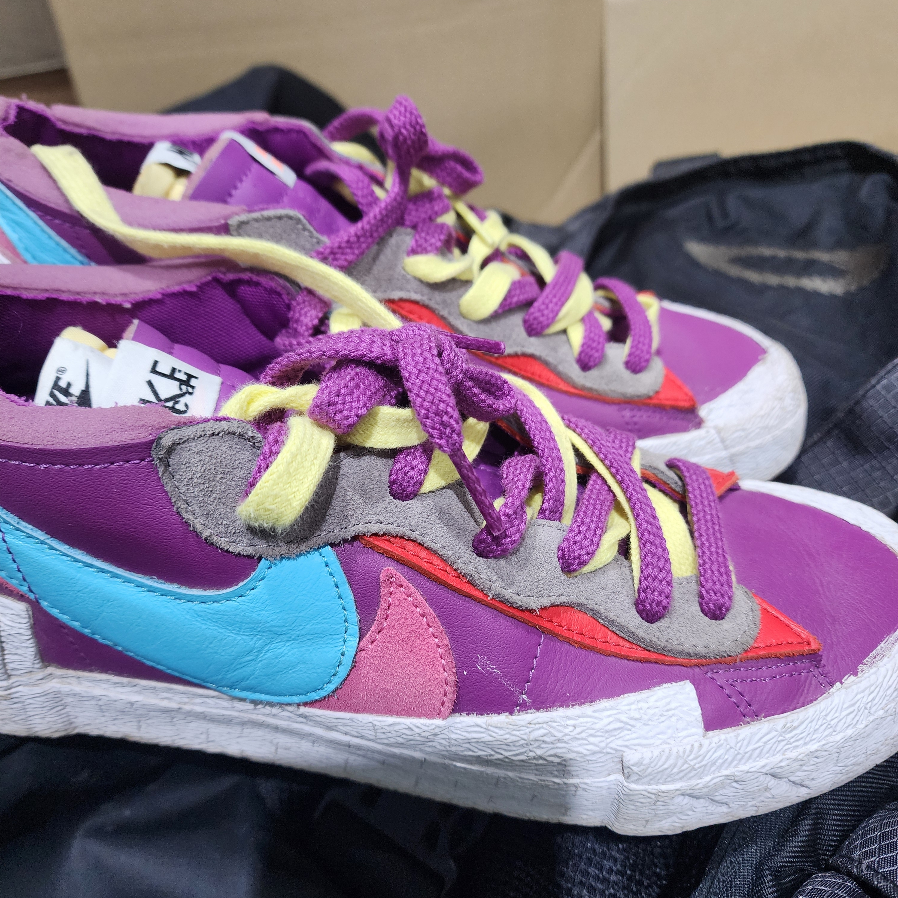 Nike x Sacai x Kaws Blazer Low Purple Dusk 착용 스타일