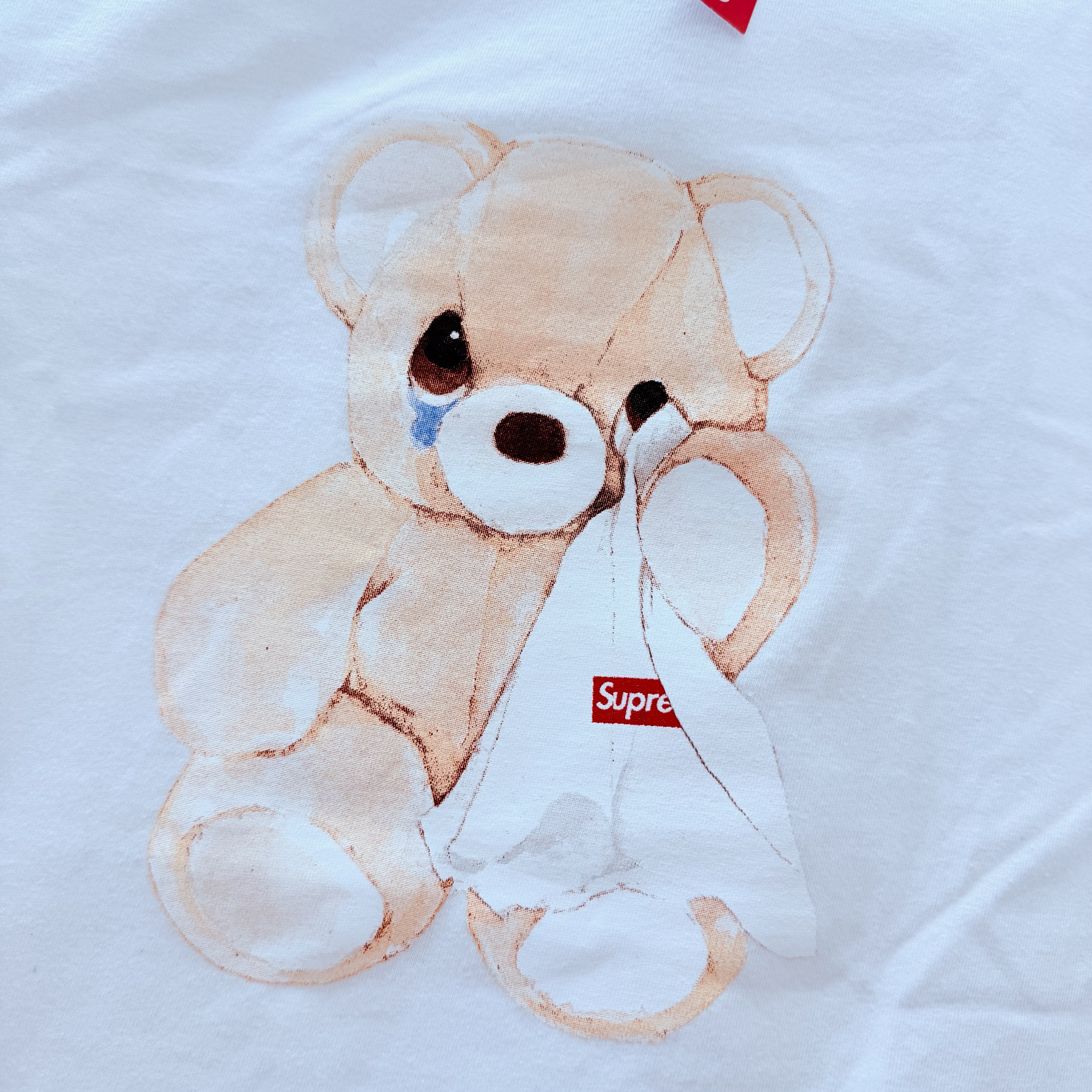 Supreme Bear T-Shirt White - 25SS 착용 스타일