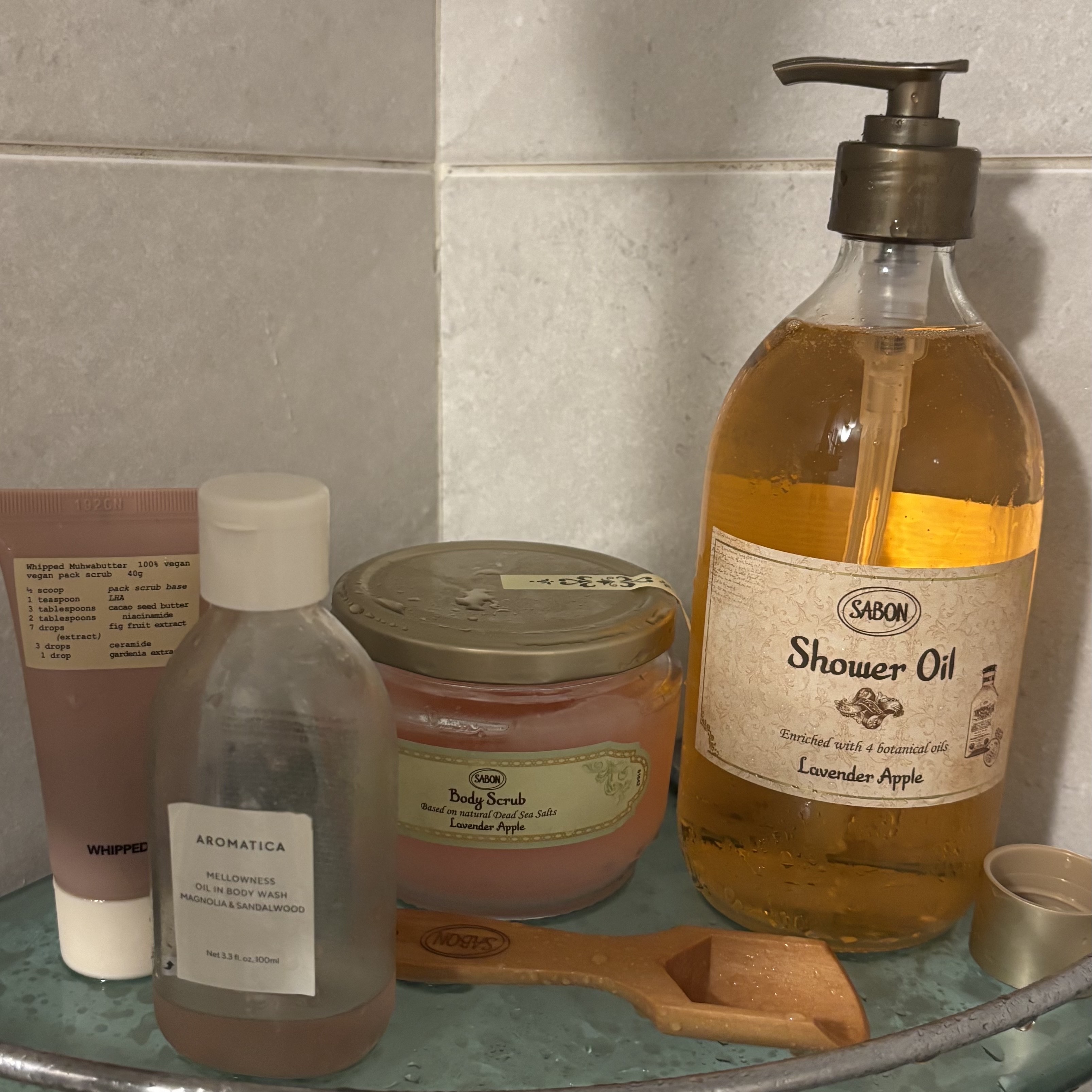 Sabon Shower Oil Lavender Apple 500ml, Sabon Body Scrub Lavender Apple 320g 착용 스타일