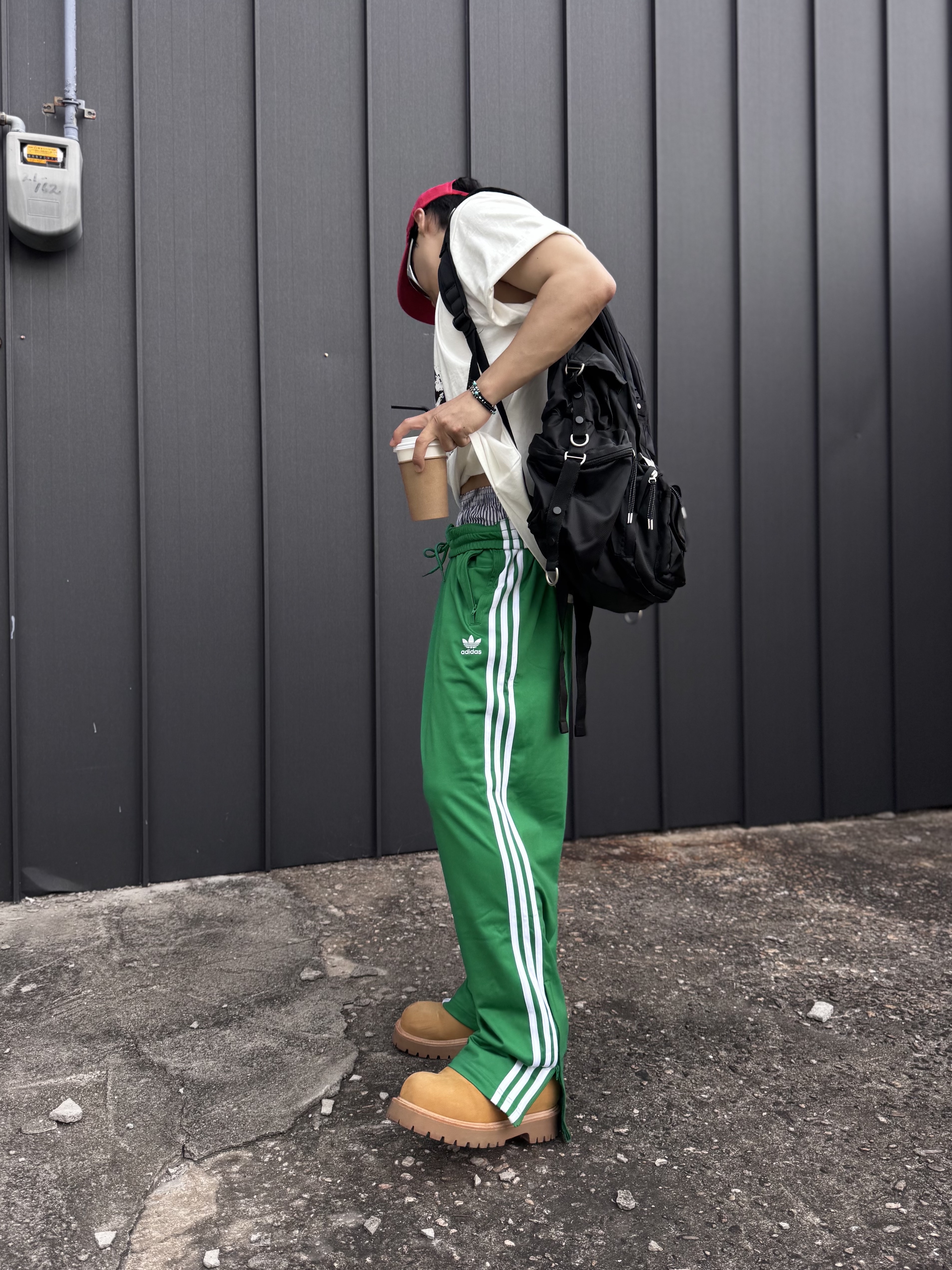 Oakley Eye Jacket Redux Silver Frame Prizm Black Polarized Lenses High Bridge Fit, Adidas Adicolor Classics Firebird Track Pants Green - KR Sizing 착용 스타일 - 3