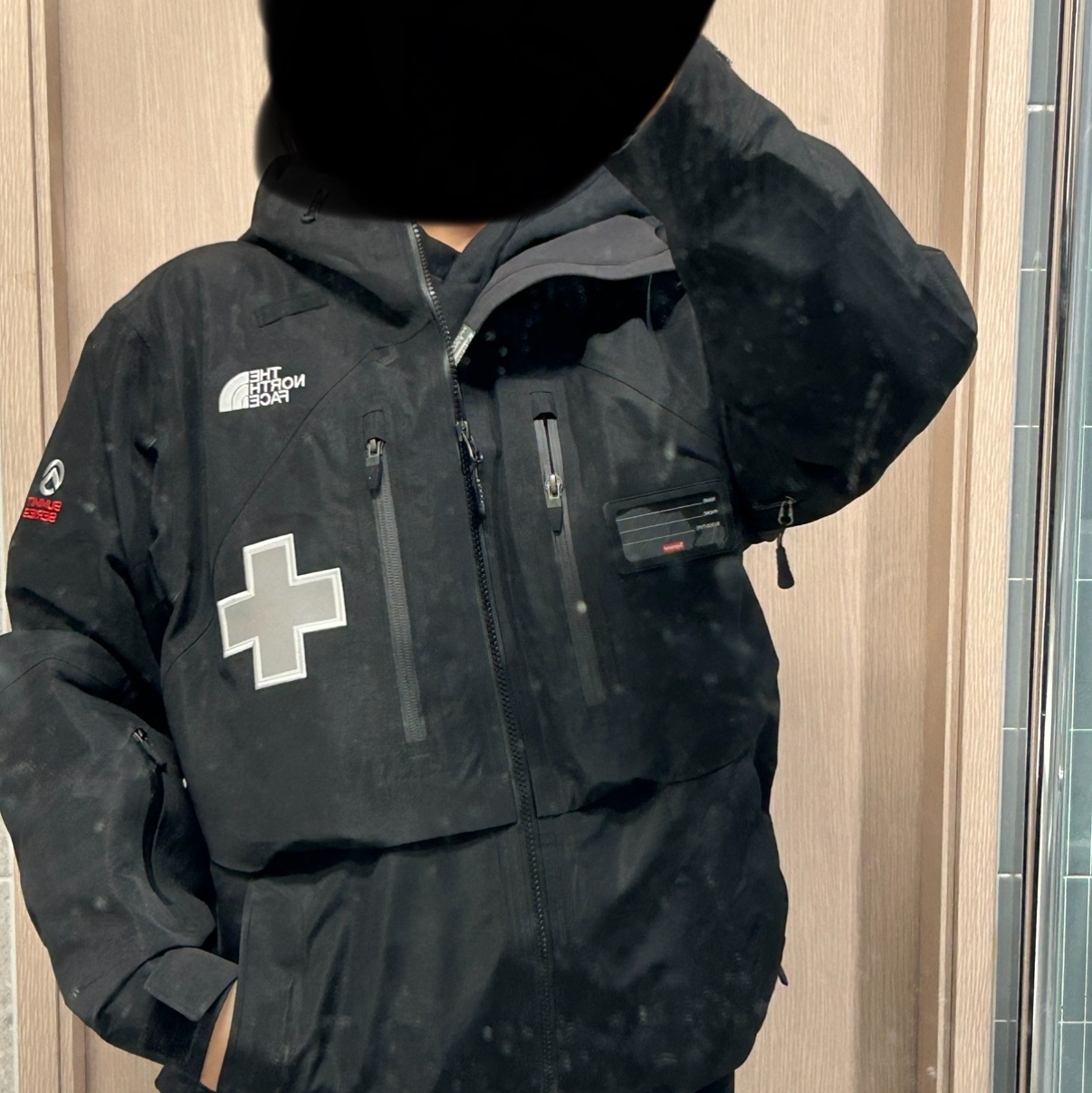 Supreme x The North Face Summit Series Rescue Mountain Pro Jacket Black - 22SS 착용 스타일