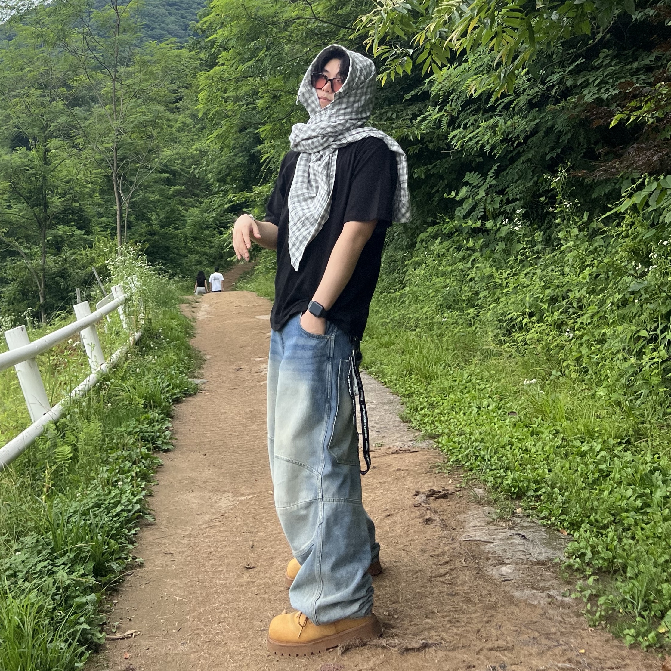MJD 3D Knee Denim Pants Blue, Undermycar Mu.37 Anti Fxxking Logo Play Basic Long Sleeve Check Shirts White Blue 착용 스타일 - 1