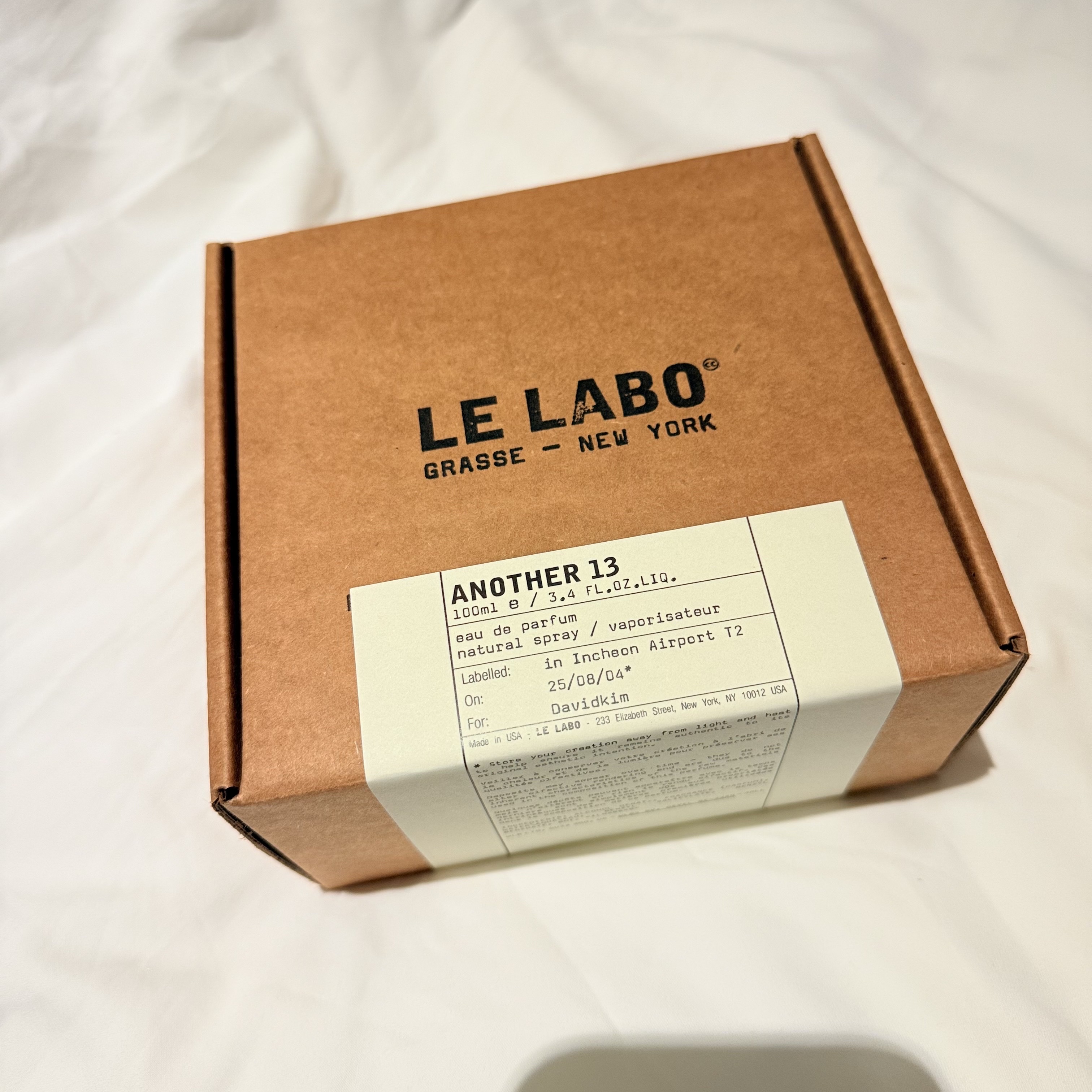 Le Labo Another 13 Eau De Parfum 100ml 착용 스타일 - 2
