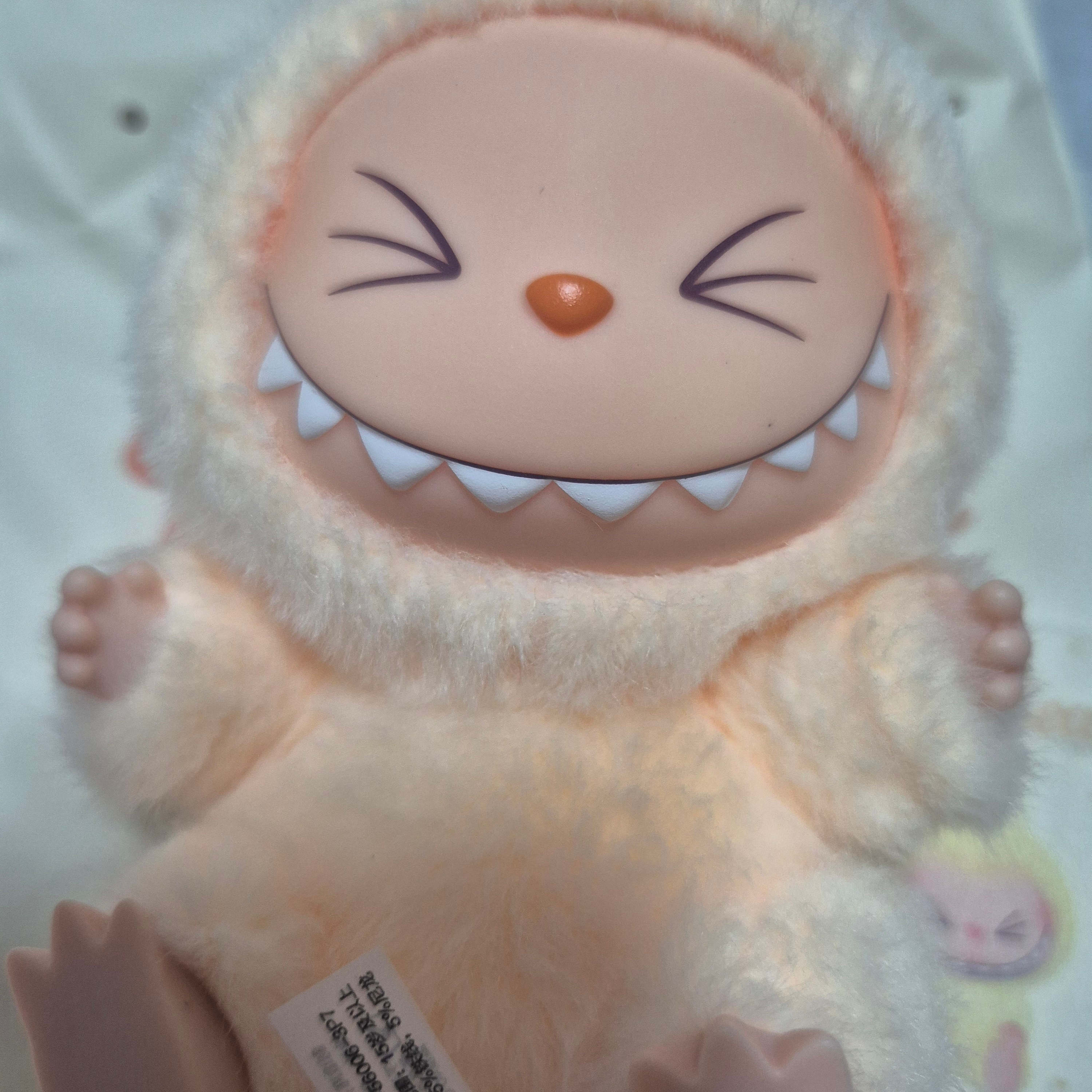 Pop Mart Labubu Let's Play Together Doll Series Sisi Keyring (Opened Case) 착용 스타일 - 2