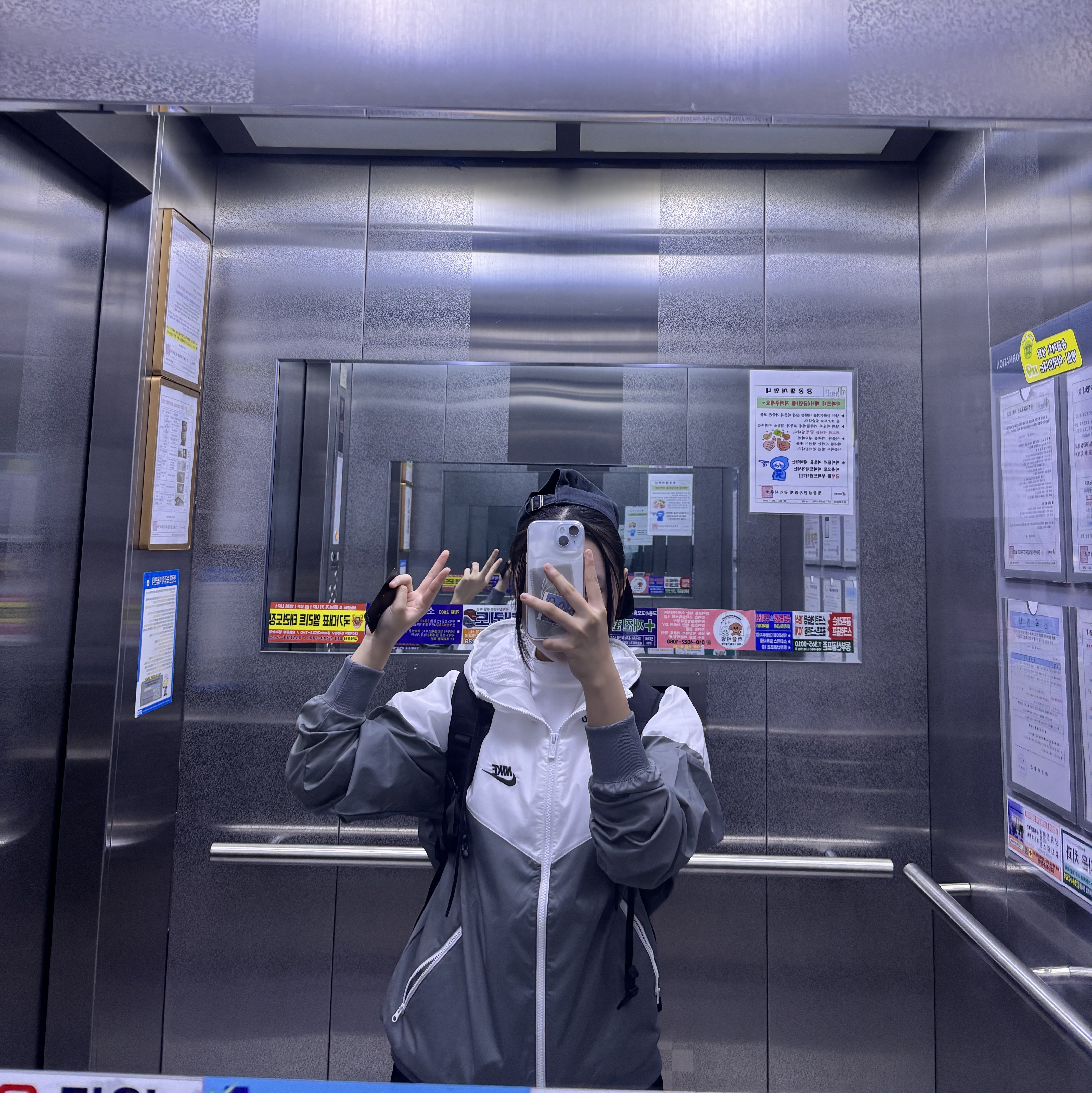 Nike NSW Windrunner Hoodie Jacket Smoke Grey - Asia 착용 스타일