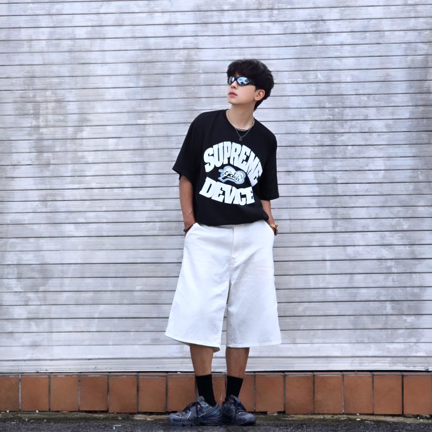 Supreme x GOODENOUGH Device T-Shirt Black - 25SS, Samsung Galaxy Watch6 44mm LTE Silver (Korean Ver.) 착용 스타일 - 3