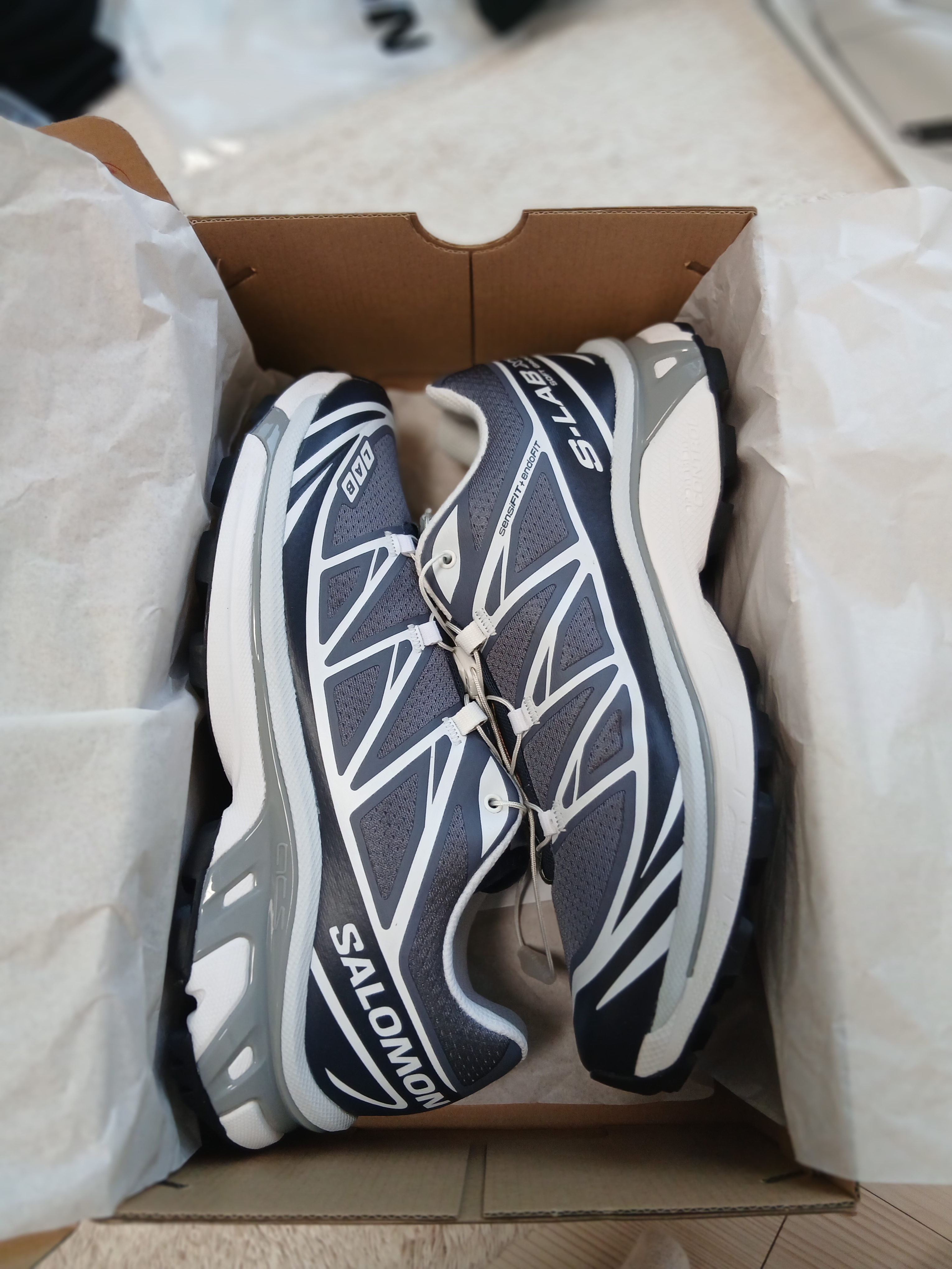 Salomon XT-6 Grisaille Blue Night 착용 스타일 - 10