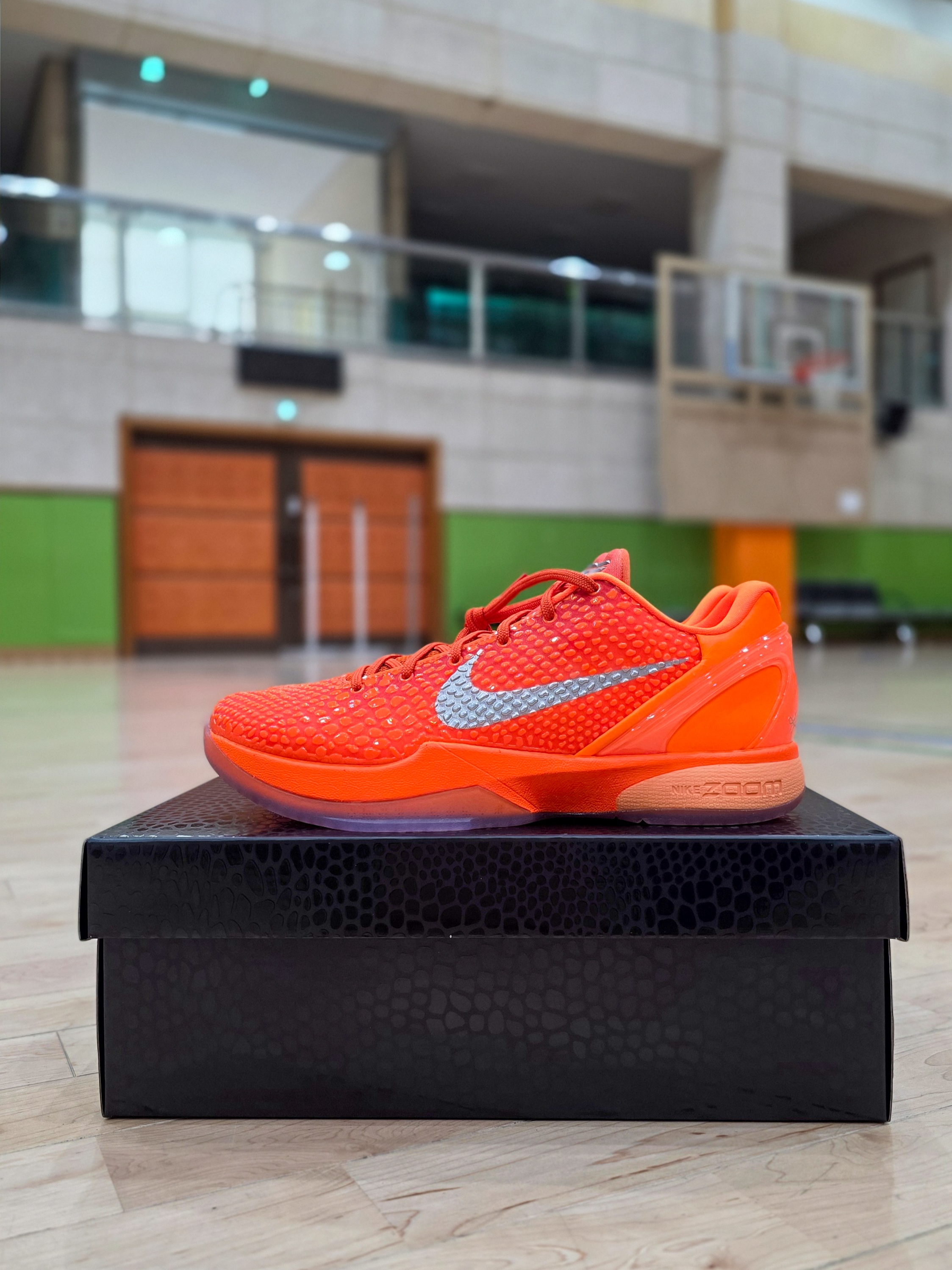Nike Kobe 6 Protro Total Orange, Nike Kobe 6 Protro Sail 착용 스타일 - 2