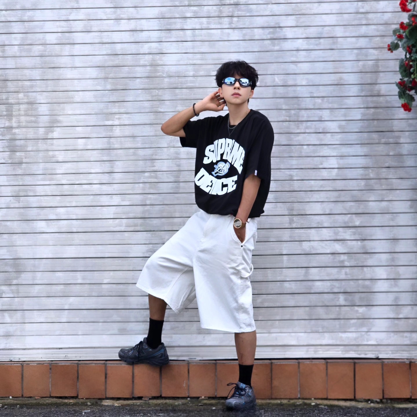 Supreme x GOODENOUGH Device T-Shirt Black - 25SS, Samsung Galaxy Watch6 44mm LTE Silver (Korean Ver.) 착용 스타일 - 2