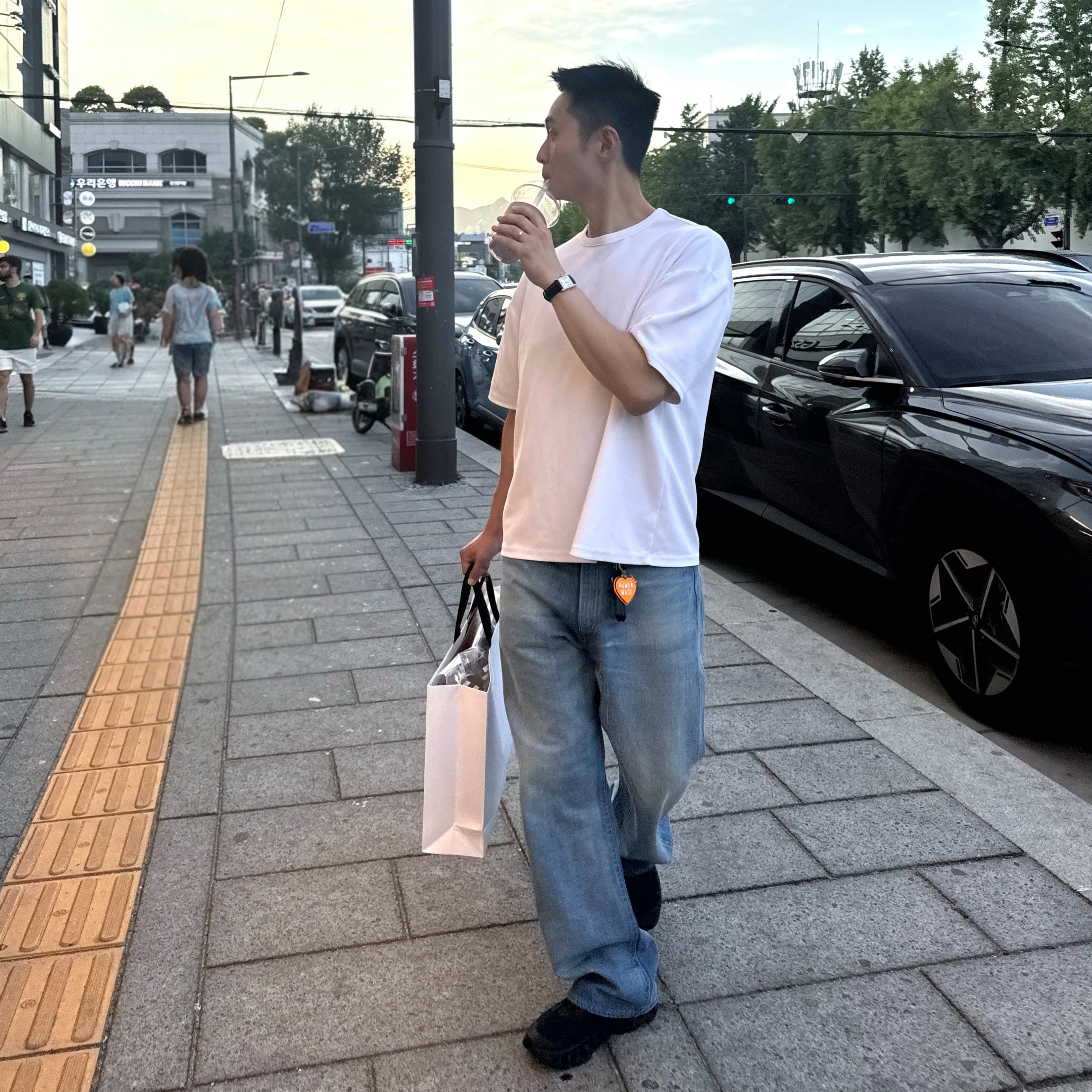Auralee Selvedge Faded Light Denim Pants Light Indigo, Cartier Tank Must Watch Large Quartz Steel Calfskin Black 착용 스타일