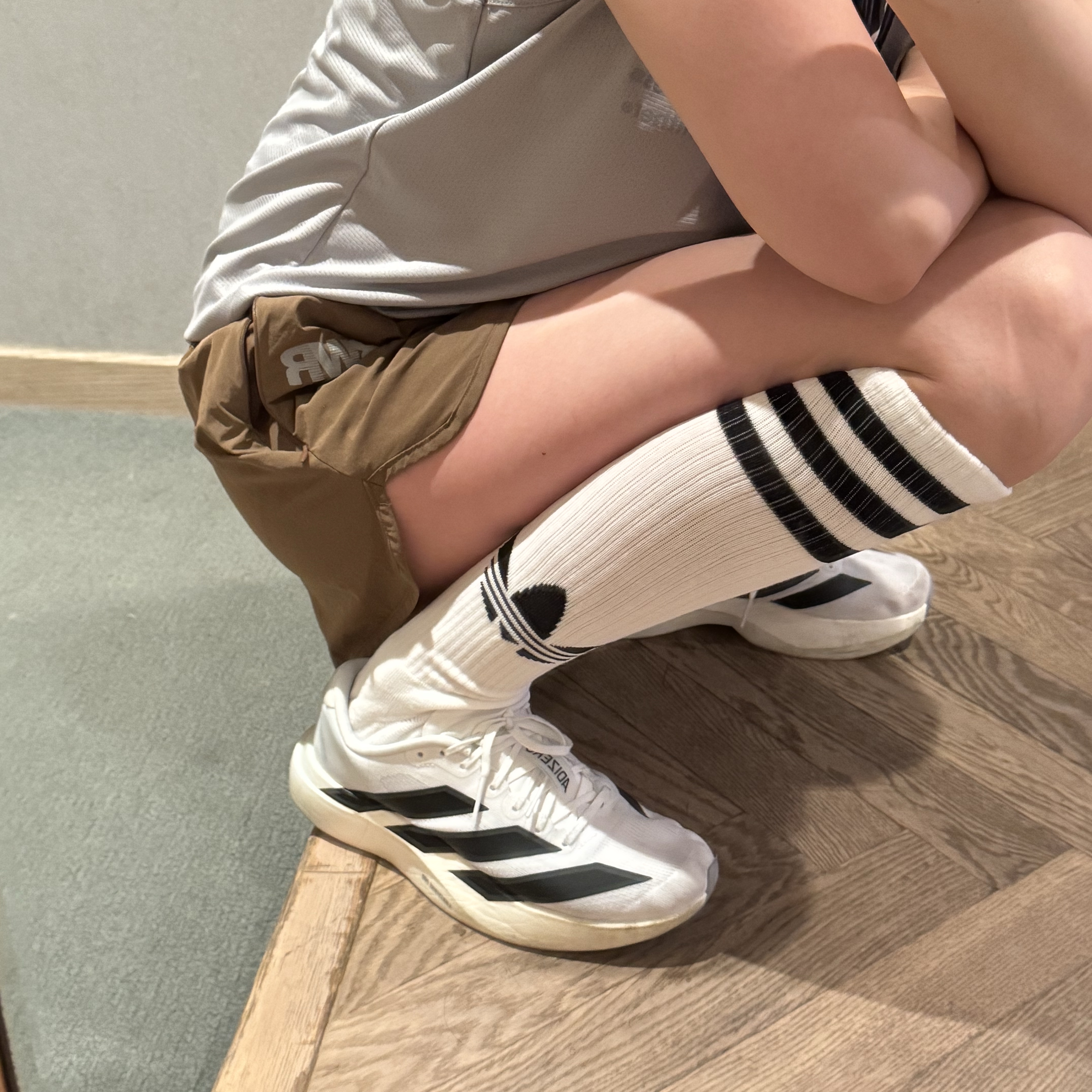 (W) Adidas Adizero EVO SL Cloud White Core Black, [KREAM 단독] runwhither 3inch Shorts Brown 착용 스타일