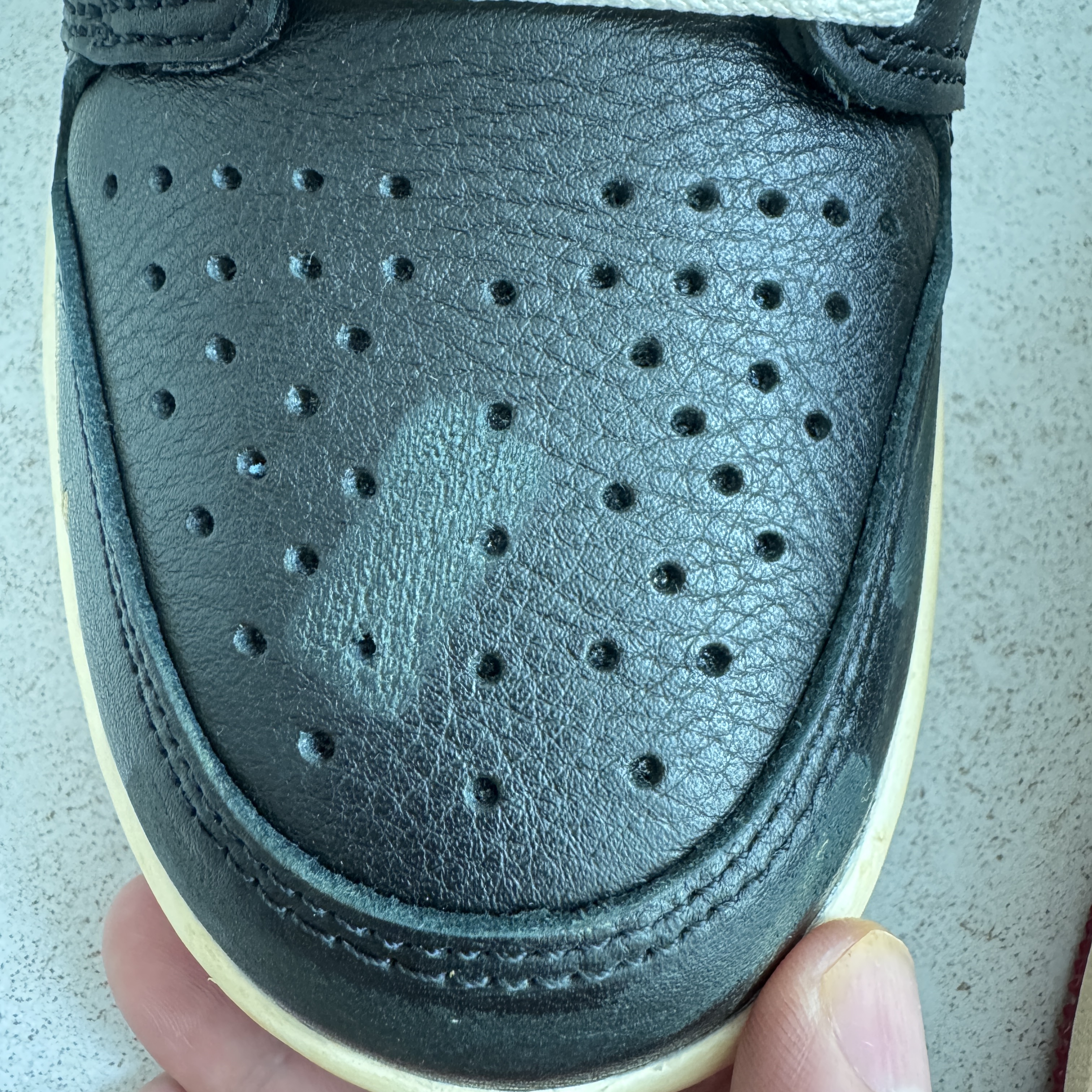 Jordan 1 x Nigel Sylvester Retro Low OG Better With Time 착용 스타일 - 2