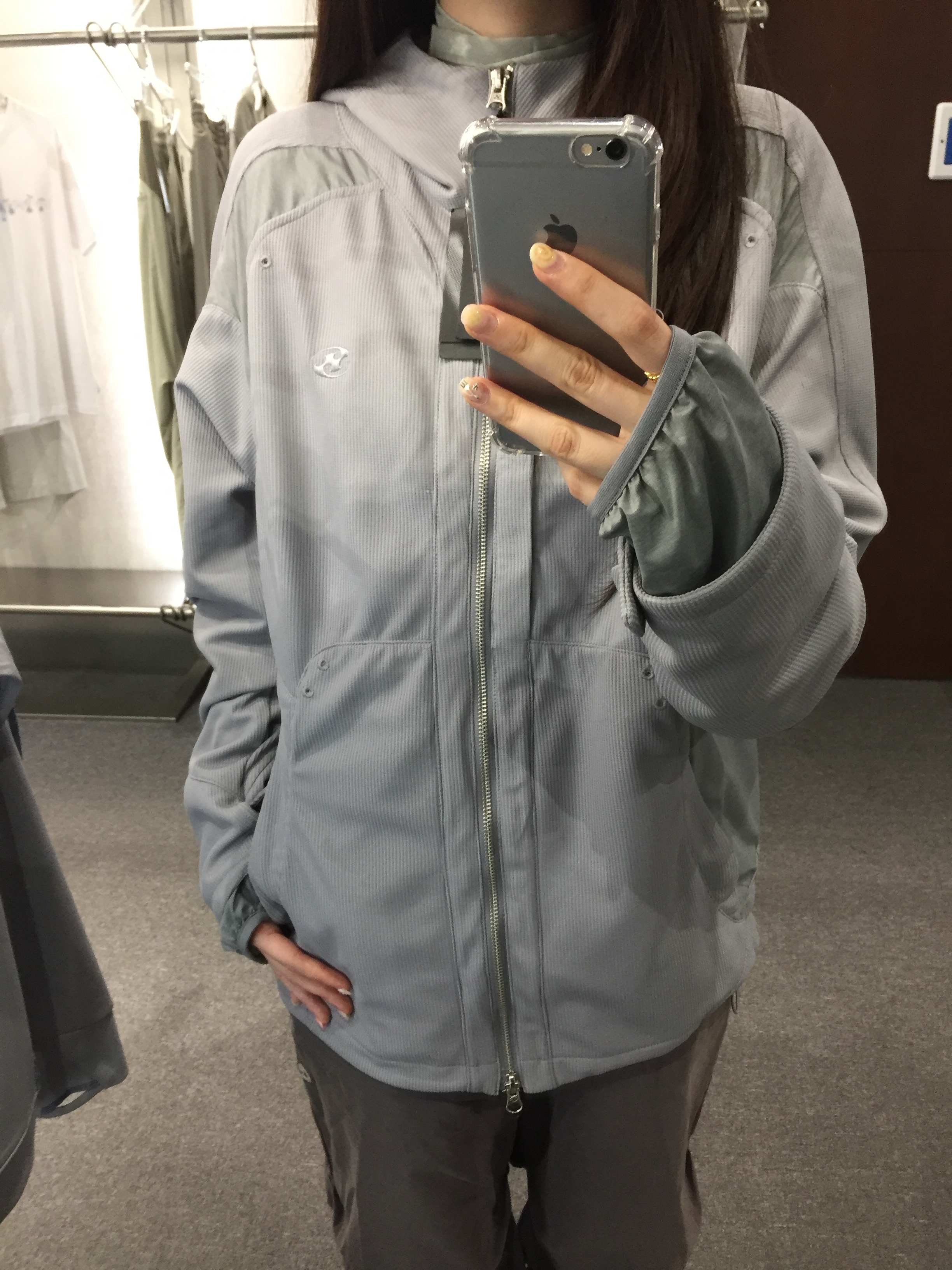 Sansan Gear Dual-Shade Jacket Grey - 25SS 착용 스타일