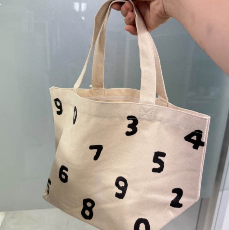 Sou Sou Promotion Canvas Small Tote Bag White 착용 스타일