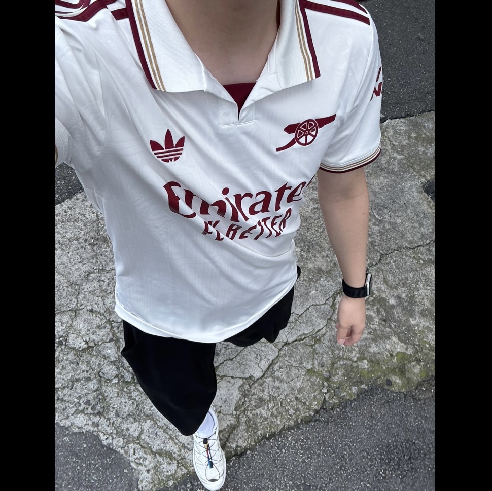 Adidas Arsenal 2025/26 3rd Jersey Cloud White Team Coll Burgundy 2 - KR Sizing (Non Marking Ver.), Salomon XT-6 Gore-Tex White Silver 착용 스타일
