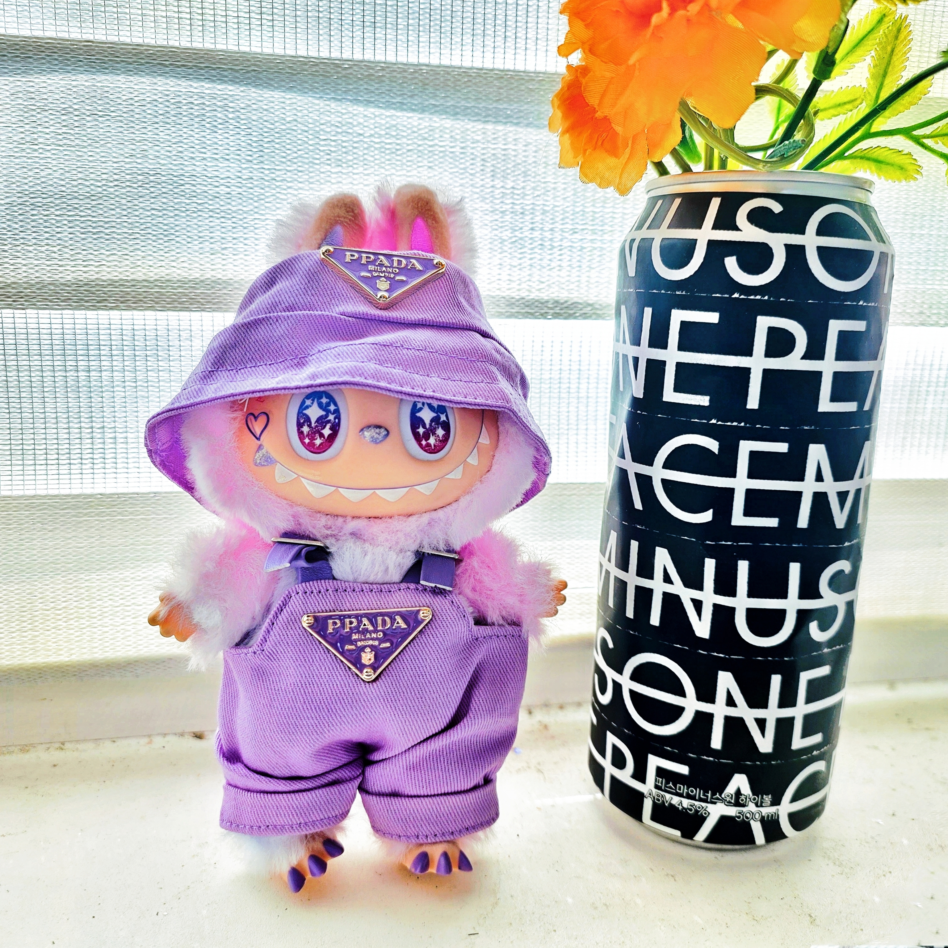Pop Mart Labubu The Monsters Highlight Series Sealed Case (1 Blind Box), Pop Mart Labubu The Monsters Highlight Series Luck Keyring (Opened Case) 착용 스타일