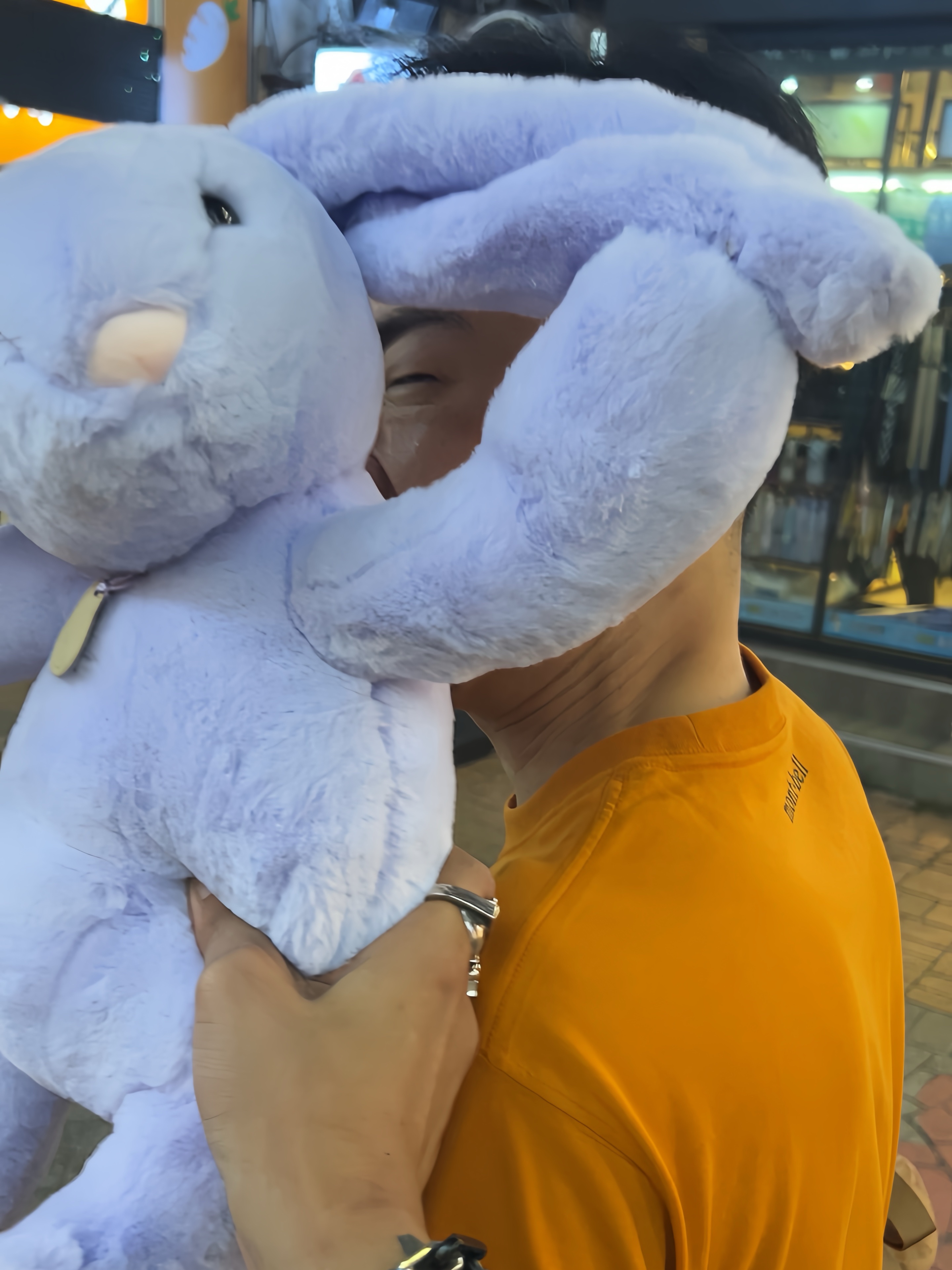 Supreme x Toy Machine Mesh Back 5-Panel Leopard - 24SS, Supreme Shanghai Box Logo T-Shirt White - 24SS 착용 스타일 - 4