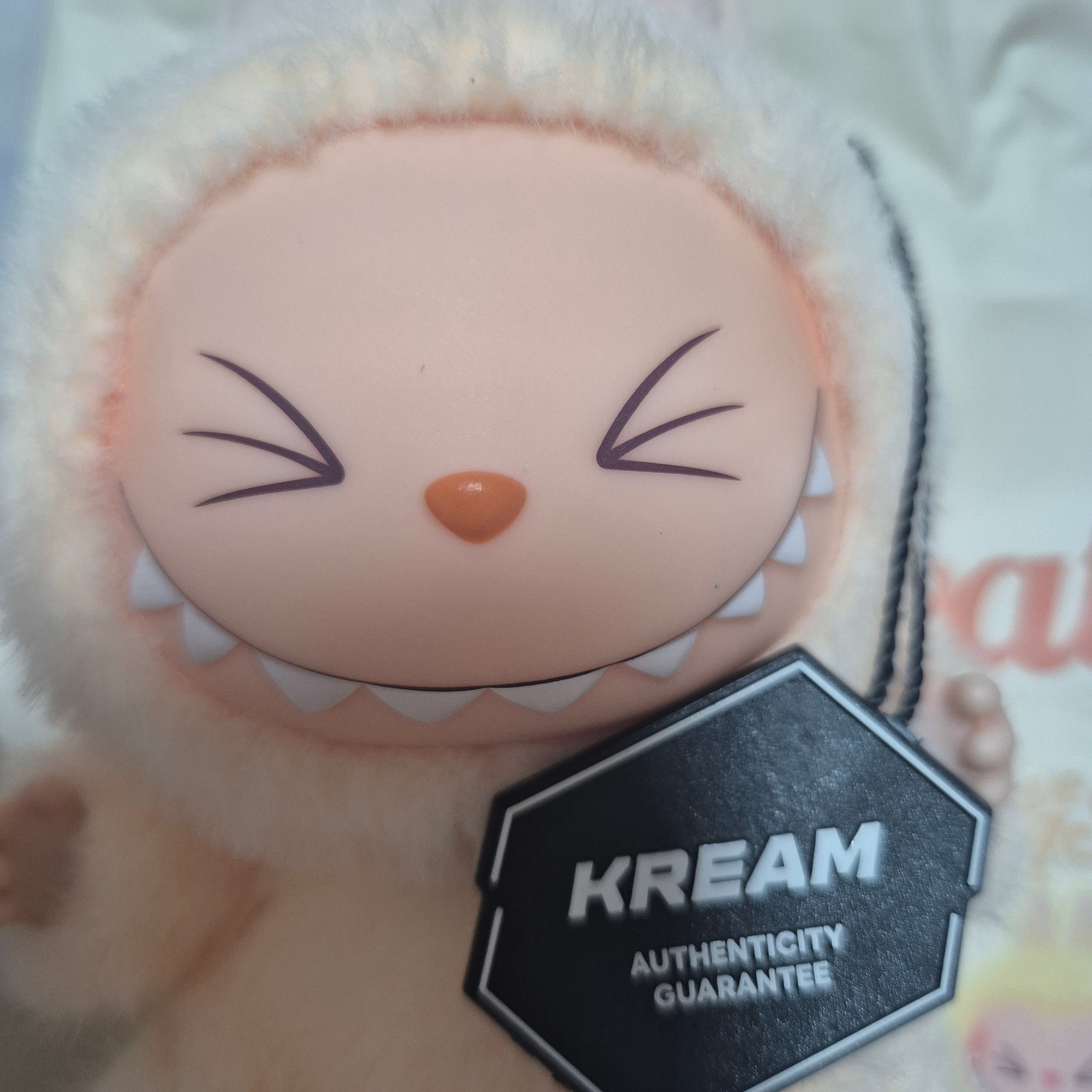 Pop Mart Labubu Let's Play Together Doll Series Sisi Keyring (Opened Case) 착용 스타일 - 1