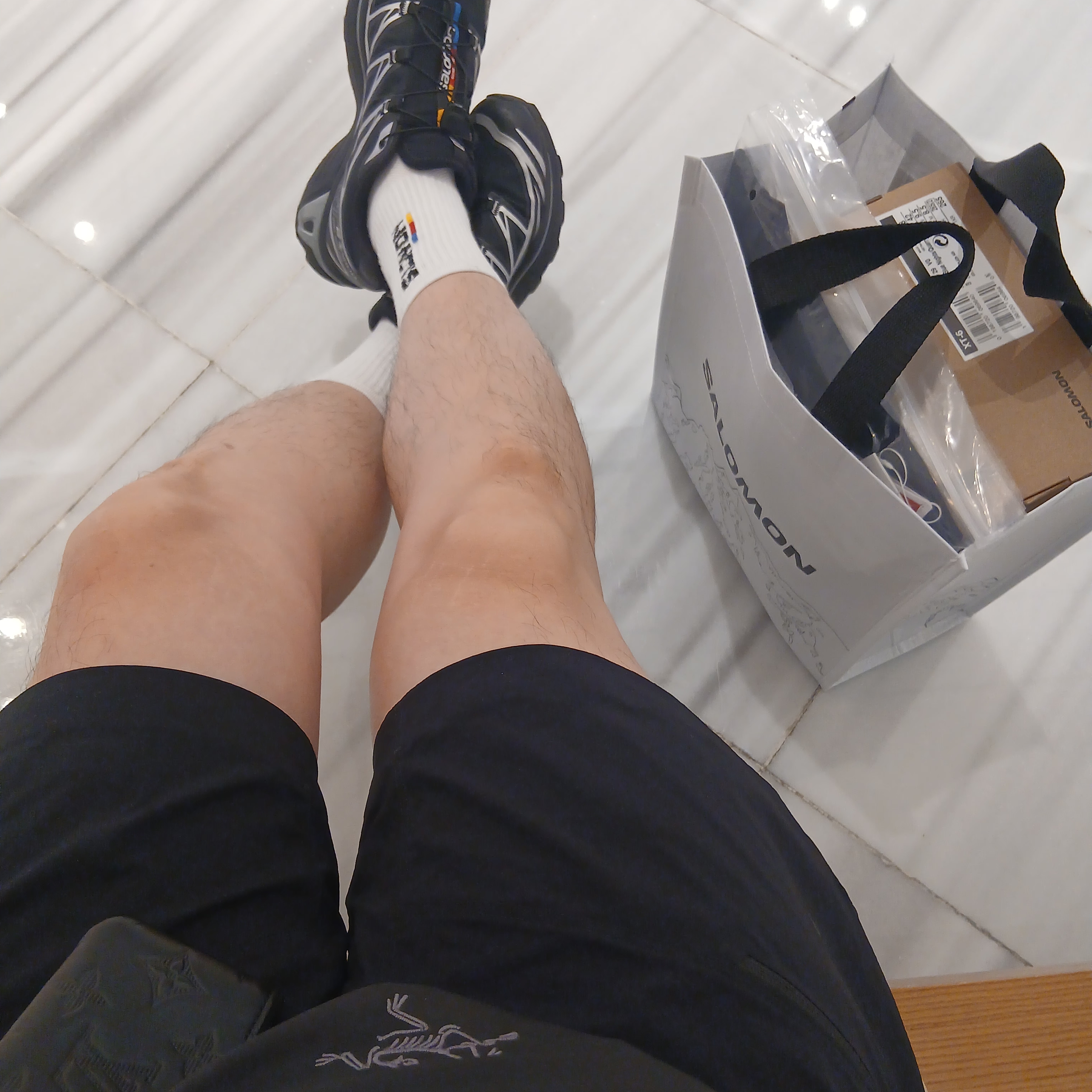 Salomon XT-6 Grisaille Blue Night, Salomon XT-6 GTX Black Silver 착용 스타일 - 2