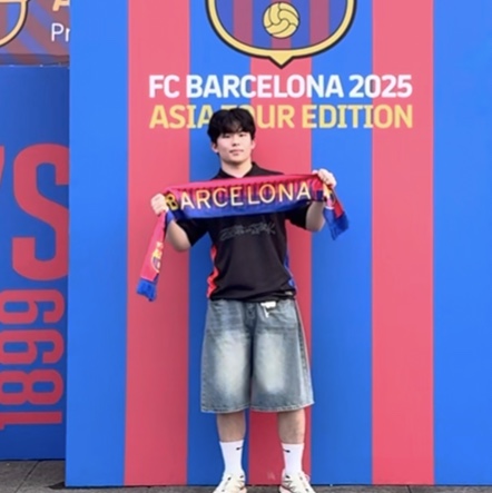 Nike FC Barcelona x Travis Scott 2024/25 Match Away Cactus Jack Jersey Black (Non Marking Ver.) 착용 스타일