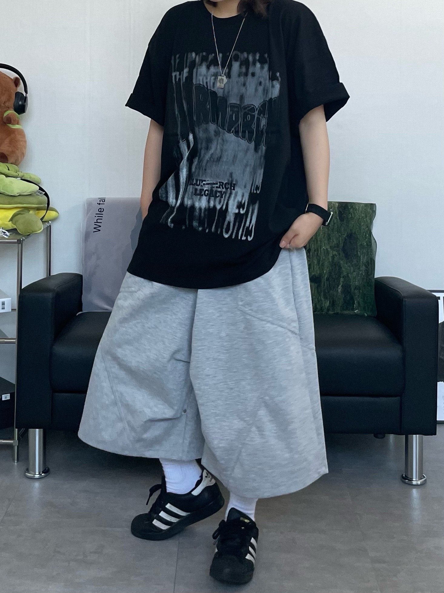 Adidas Superstar Core Black White, Hello Sunrise  Two Tone Washed OG Logo 6panel Cap Off White & Black 착용 스타일 - 3