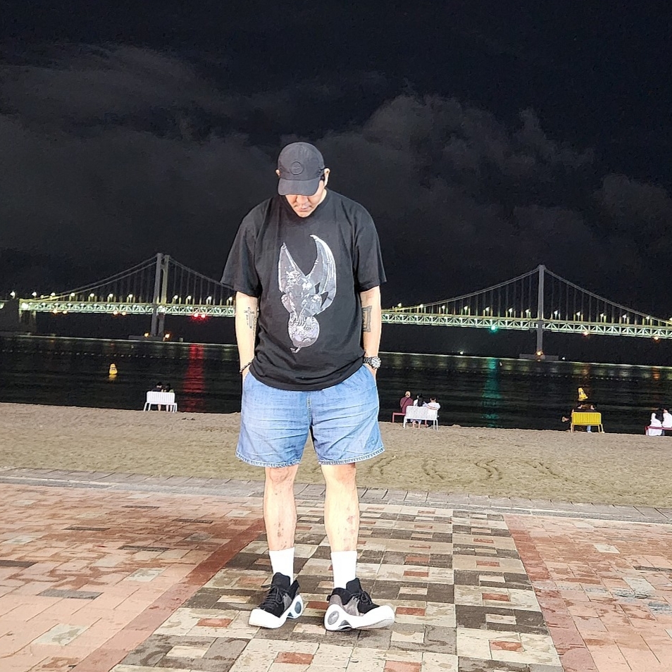 Stone Island 9100995 Nylon Metal in Econyl Baseball Cap Black - 25SS, Nike Air Zoom Flight 95 Black Metallic 2022 착용 스타일 - 1