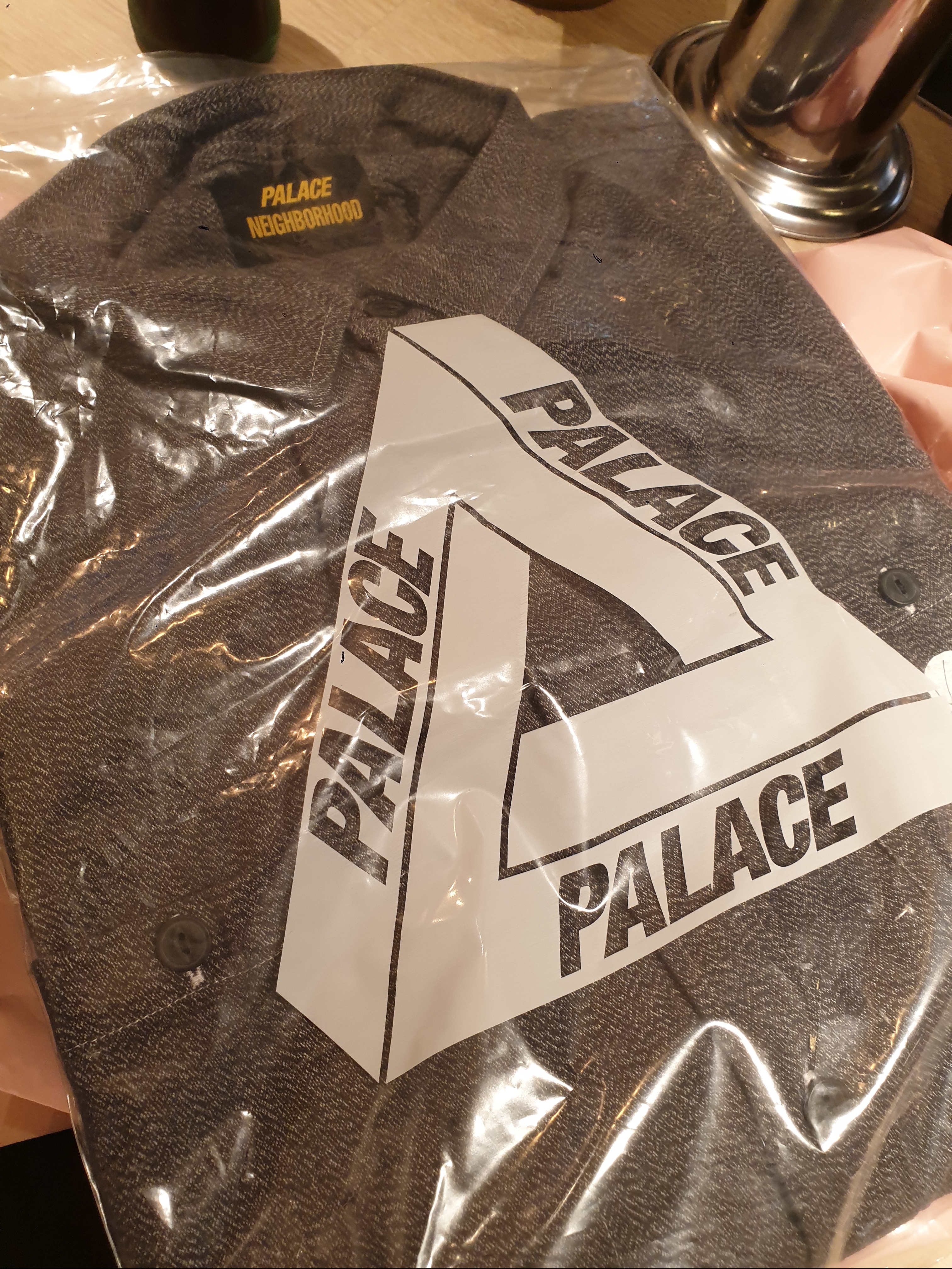 Palace x Neighborhood Shirt Salt Pepper - 25FW 착용 스타일