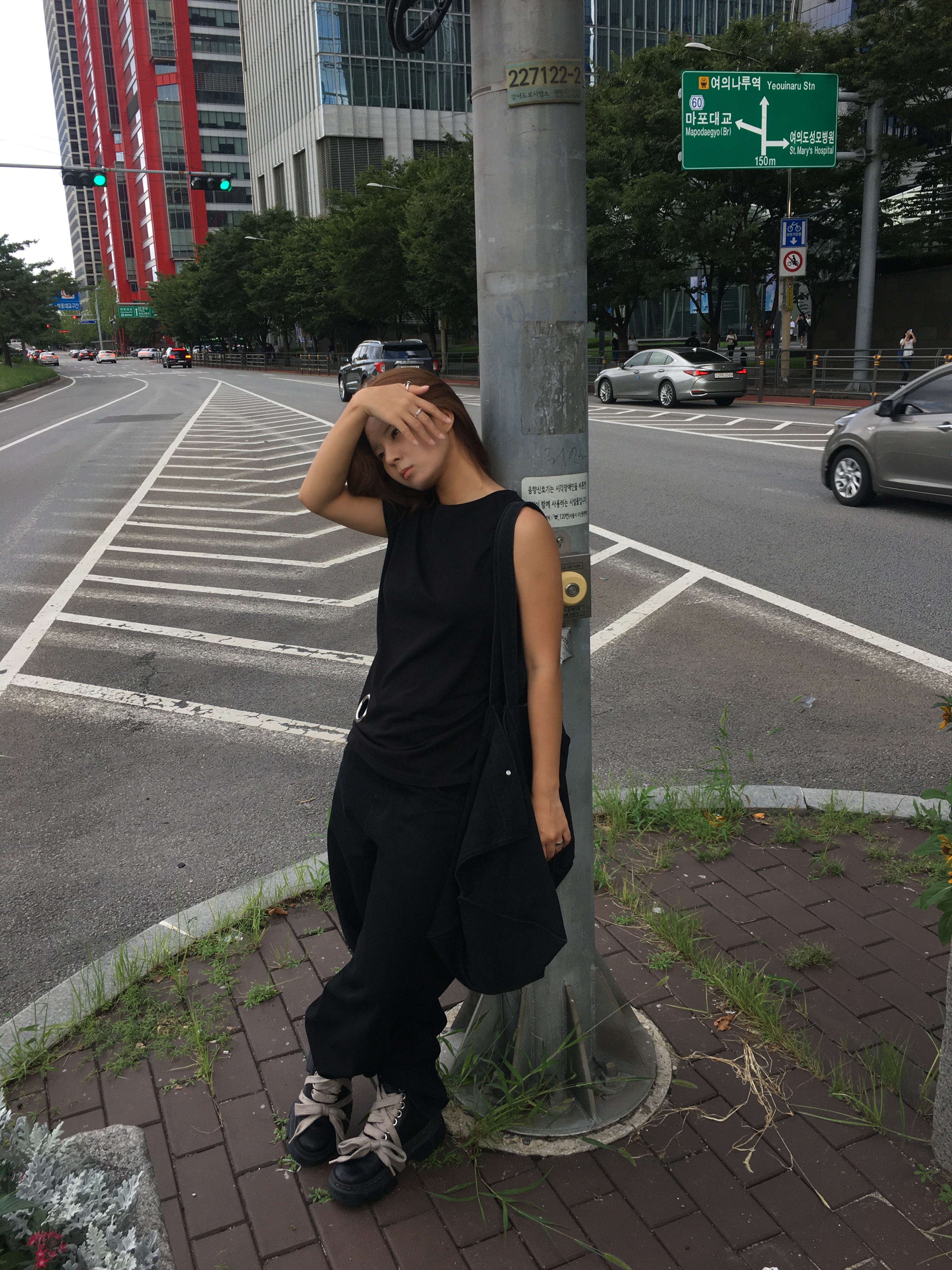 Dr. Martens x Rick Owens 1460 DMXL Jumbo Lace Boots Black 착용 스타일