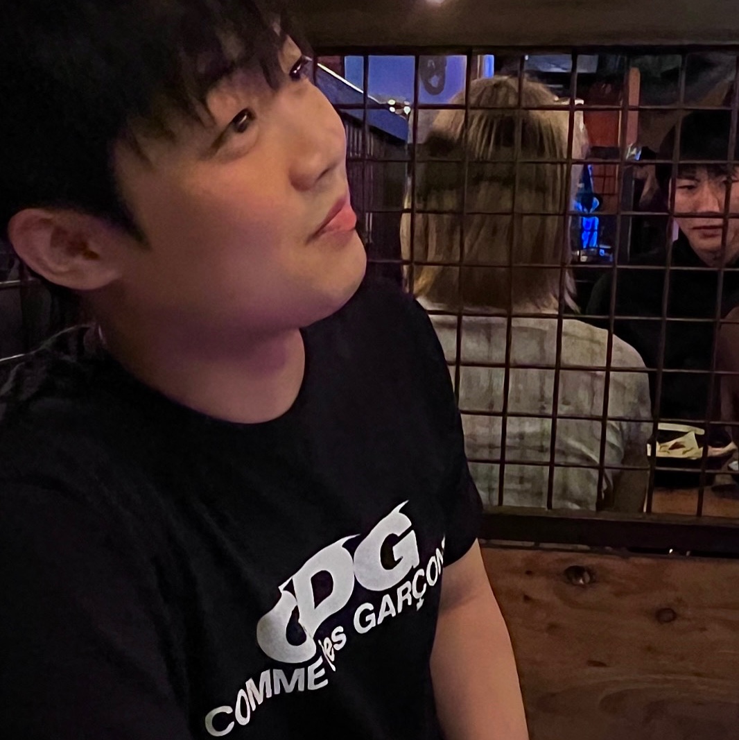 CDG Logo T-Shirt Black 착용 스타일