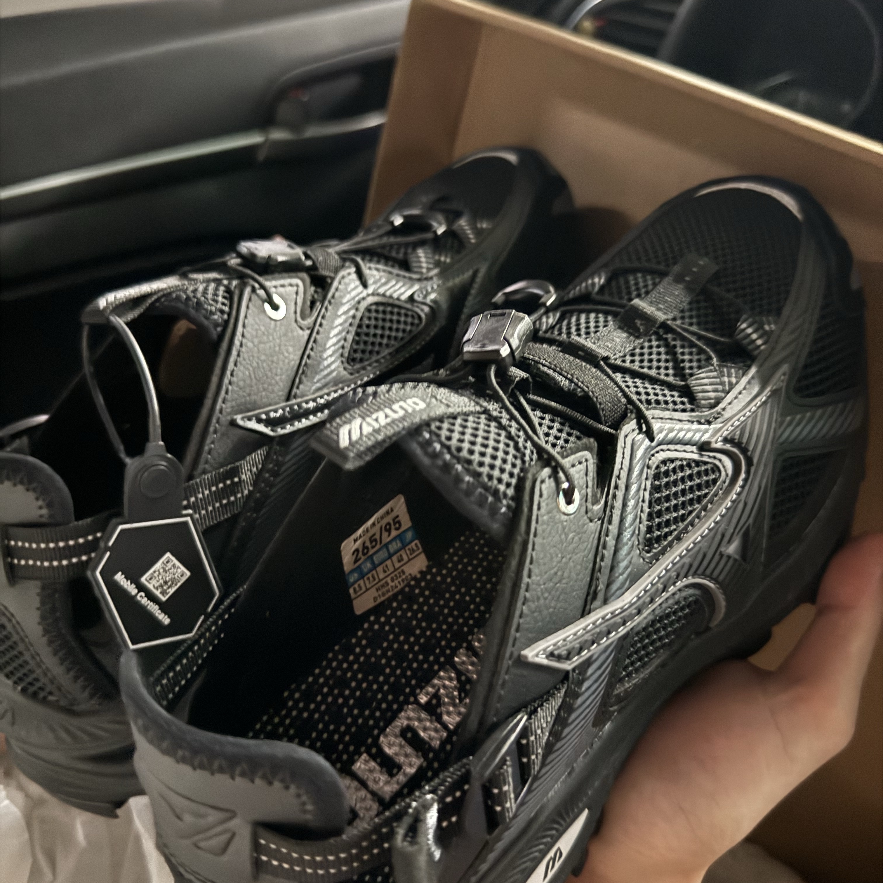 Mizuno Racer Trail SE Black 착용 스타일