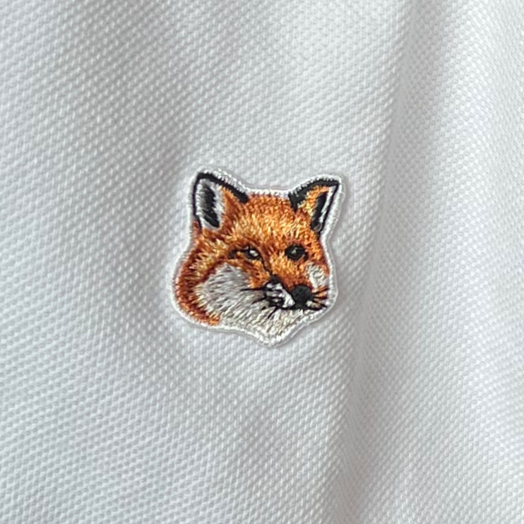 Maison Kitsune Fox Head Patch Polo White 착용 스타일 - 1